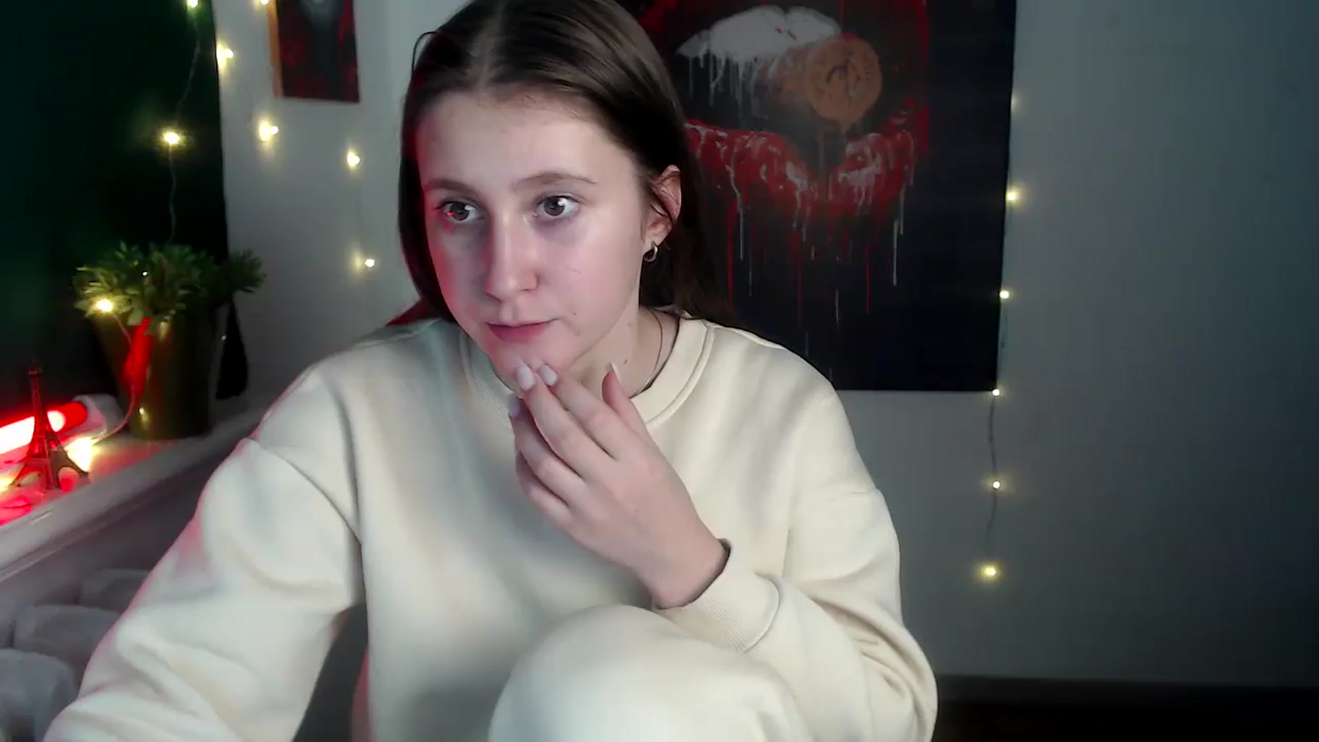 Gallery image thumbnail from Kamilochkaaa_'s myfreecams stream on, 11/30/2025, 18:32 image 15 of 20