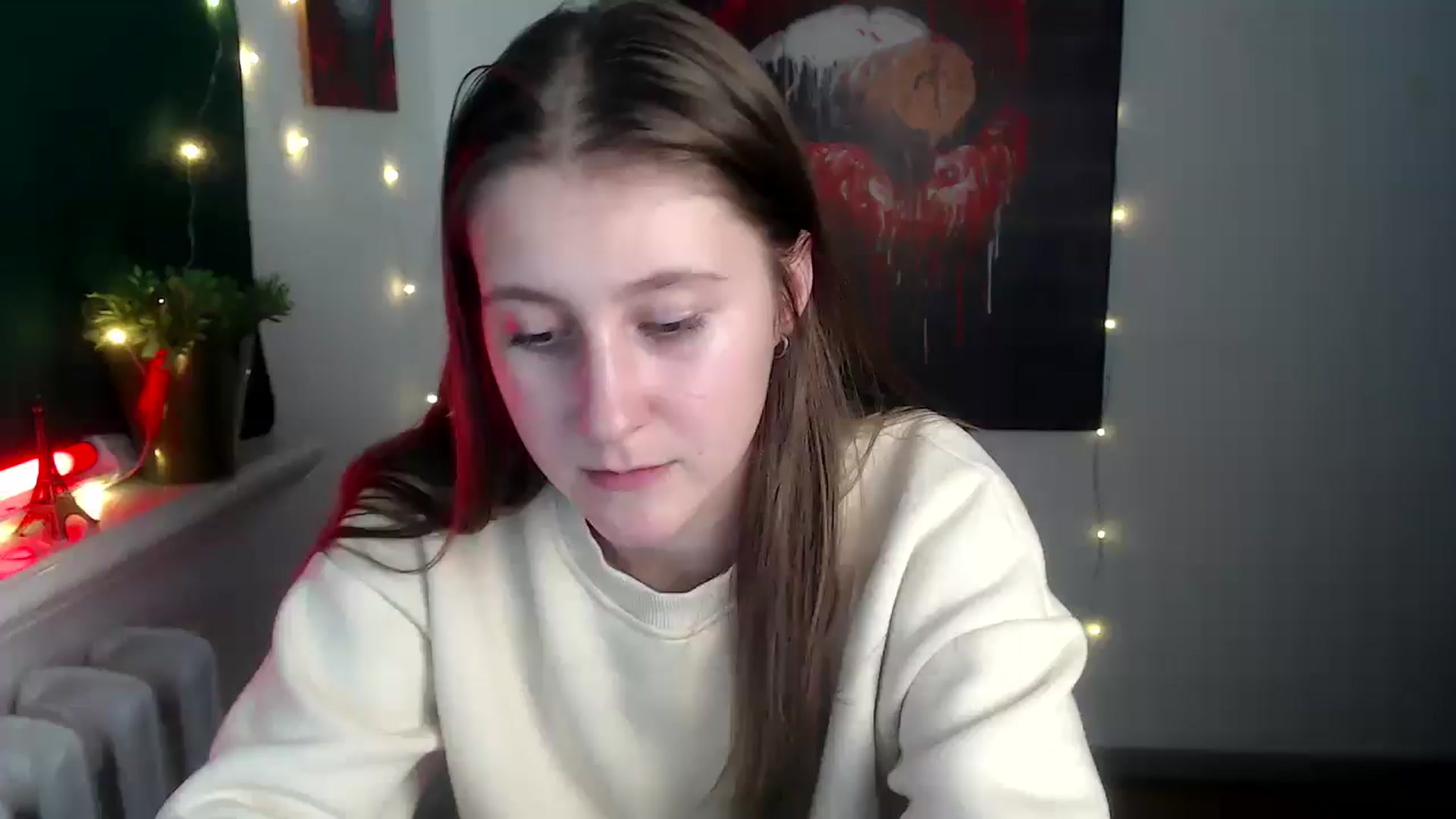 Gallery image thumbnail from Kamilochkaaa_'s myfreecams stream on, 11/30/2025, 18:32 image 12 of 20
