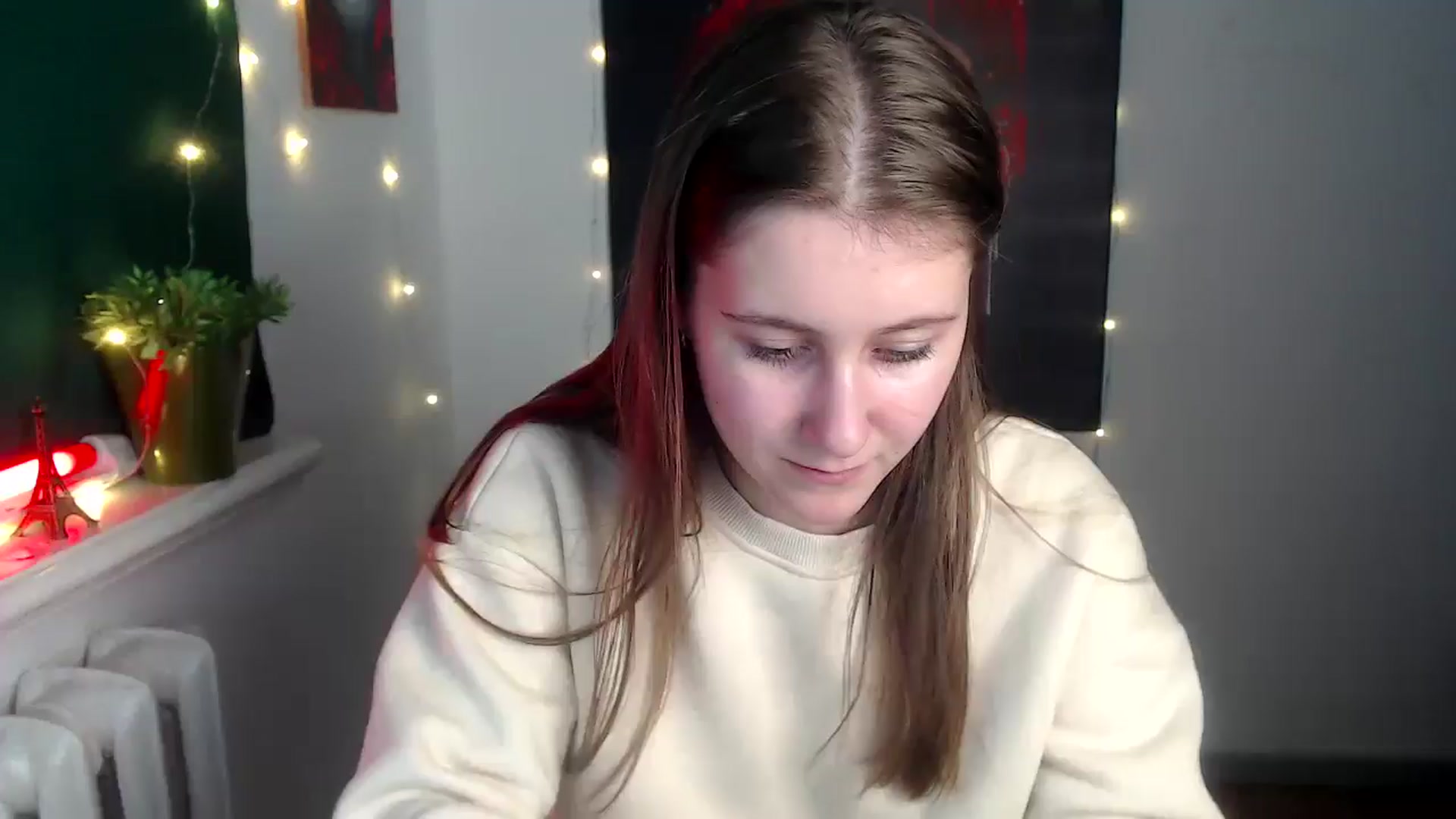 Gallery image thumbnail from Kamilochkaaa_'s myfreecams stream on, 11/30/2025, 18:32 image 9 of 20