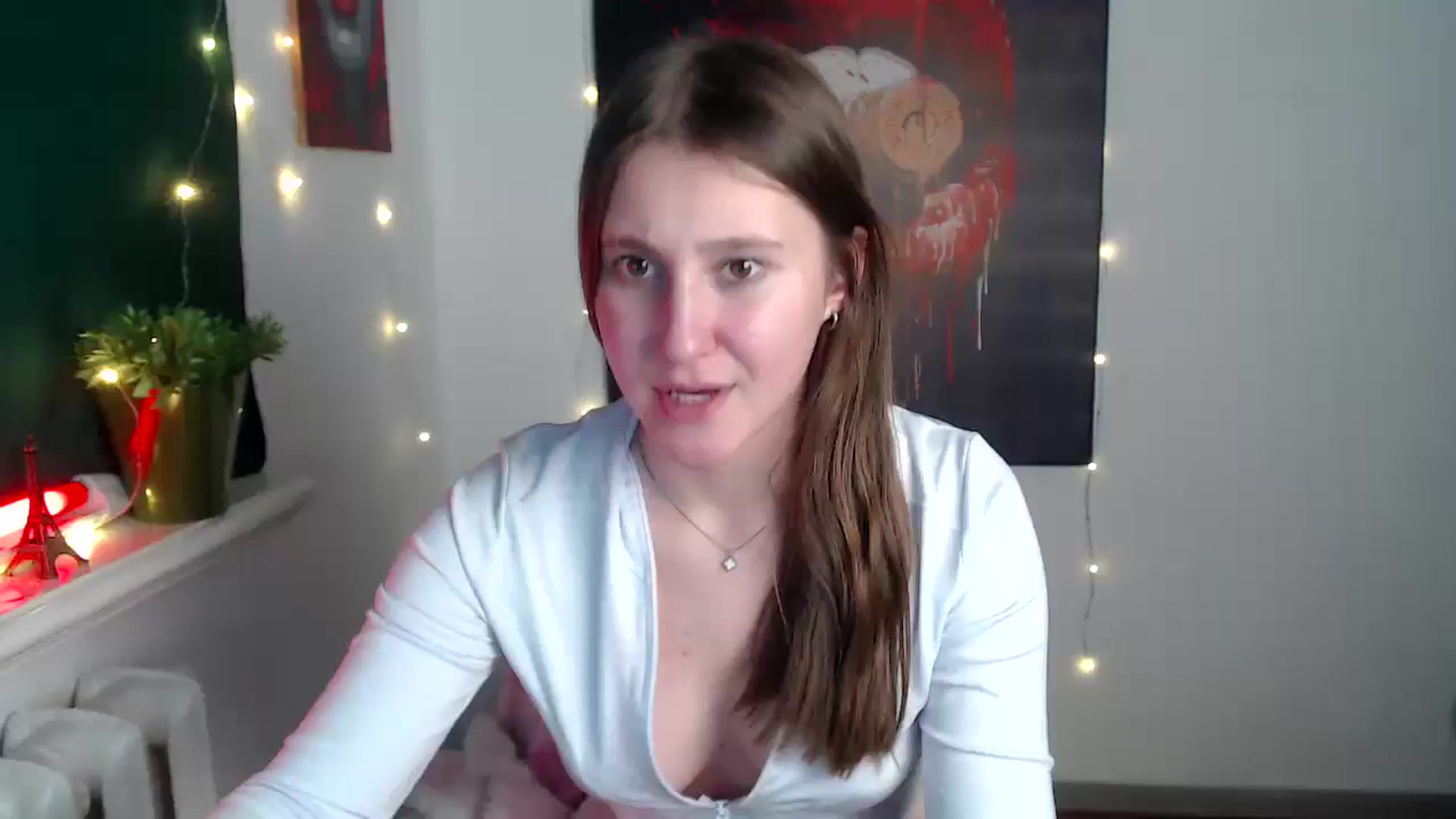 Gallery image thumbnail from Kamilochkaaa_'s myfreecams stream on, 12/01/2025, 15:14 image 13 of 20