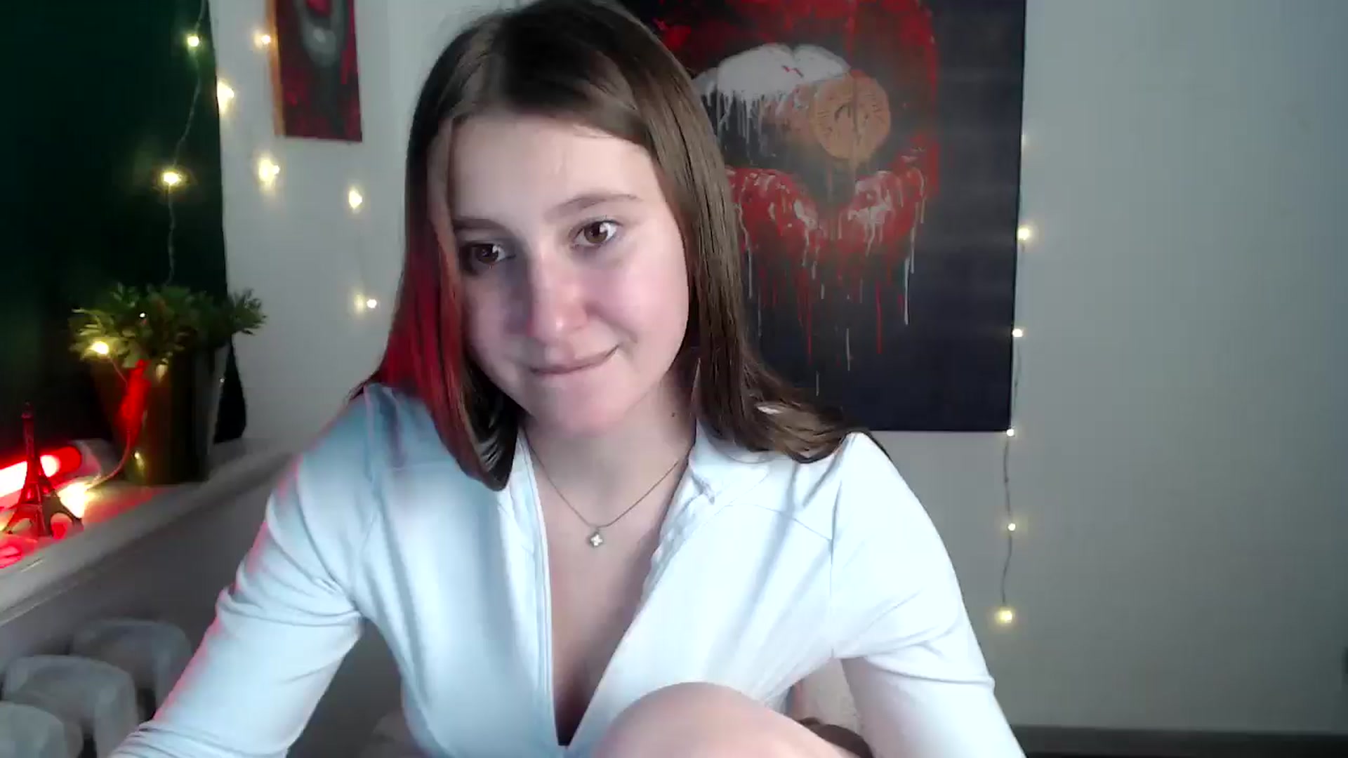 Gallery image thumbnail from Kamilochkaaa_'s myfreecams stream on, 12/01/2025, 15:14 image 1 of 20