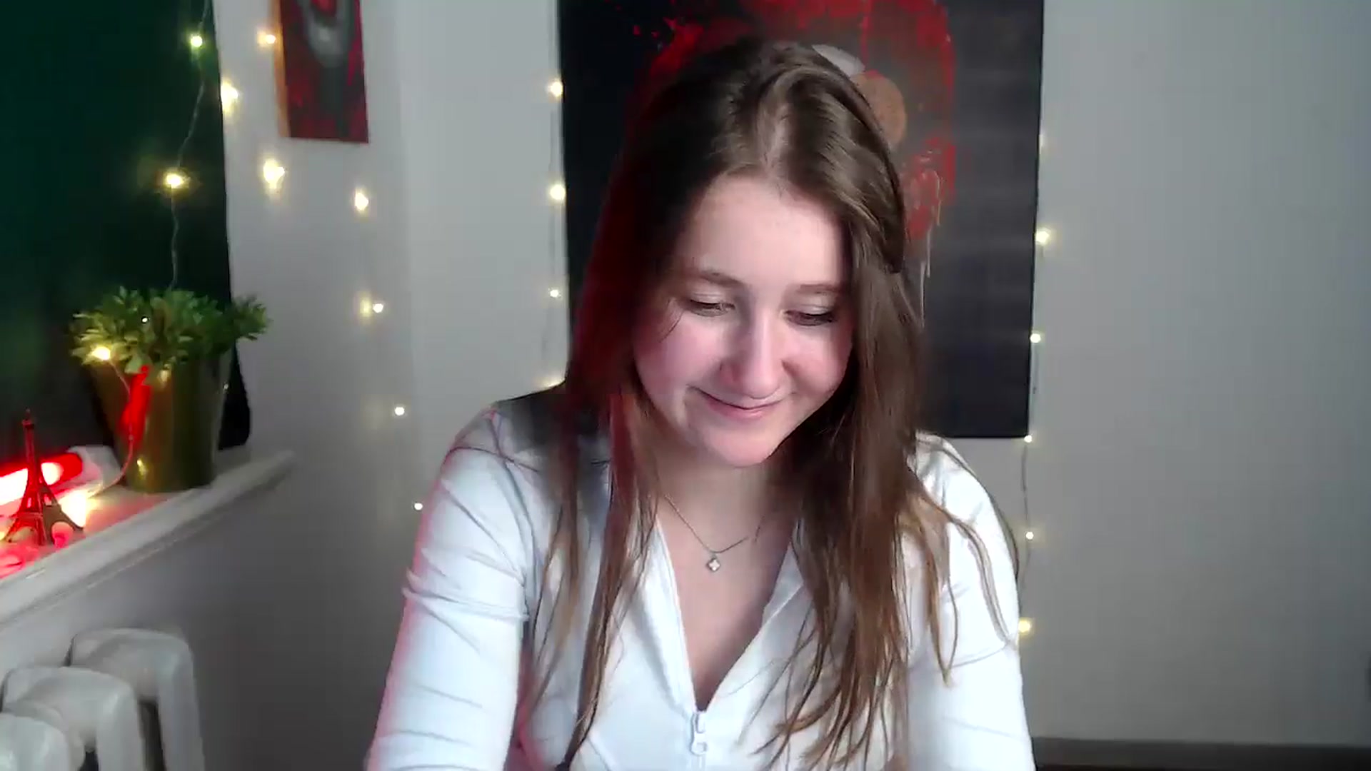 Gallery image thumbnail from Kamilochkaaa_'s myfreecams stream on, 12/01/2025, 15:14 image 5 of 20