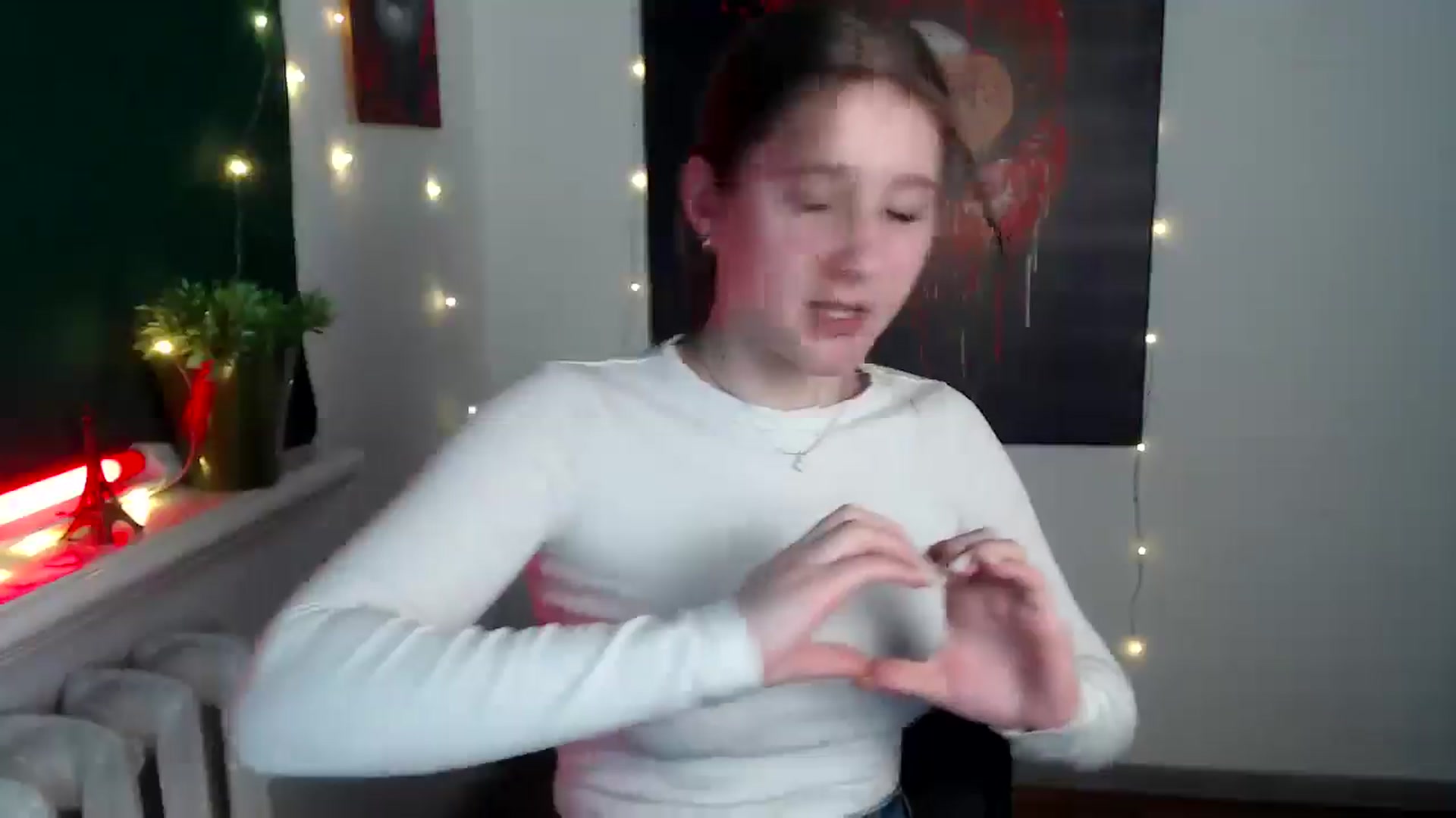 Gallery image thumbnail from Kamilochkaaa_'s myfreecams stream on, 12/02/2025, 13:06 image 16 of 20