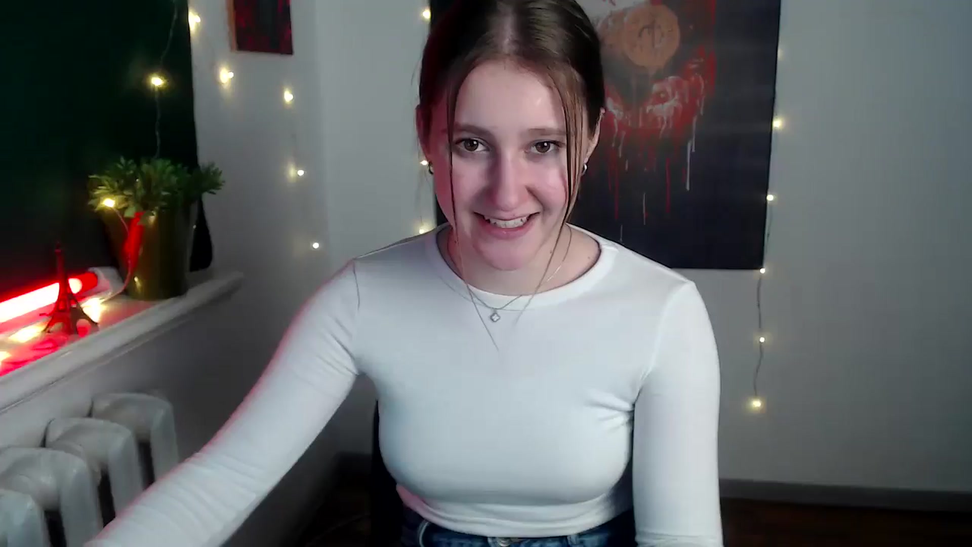 Gallery image thumbnail from Kamilochkaaa_'s myfreecams stream on, 12/02/2025, 13:06 image 1 of 20