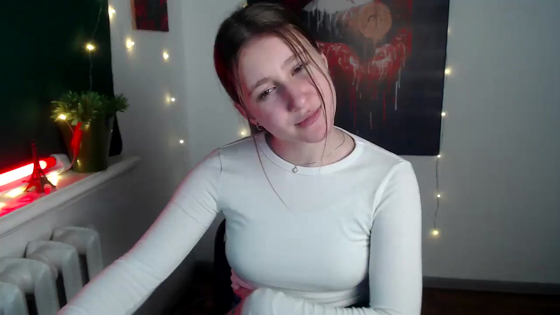 Gallery image thumbnail from Kamilochkaaa_'s myfreecams stream on, 12/02/2025, 13:06 image 3 of 20