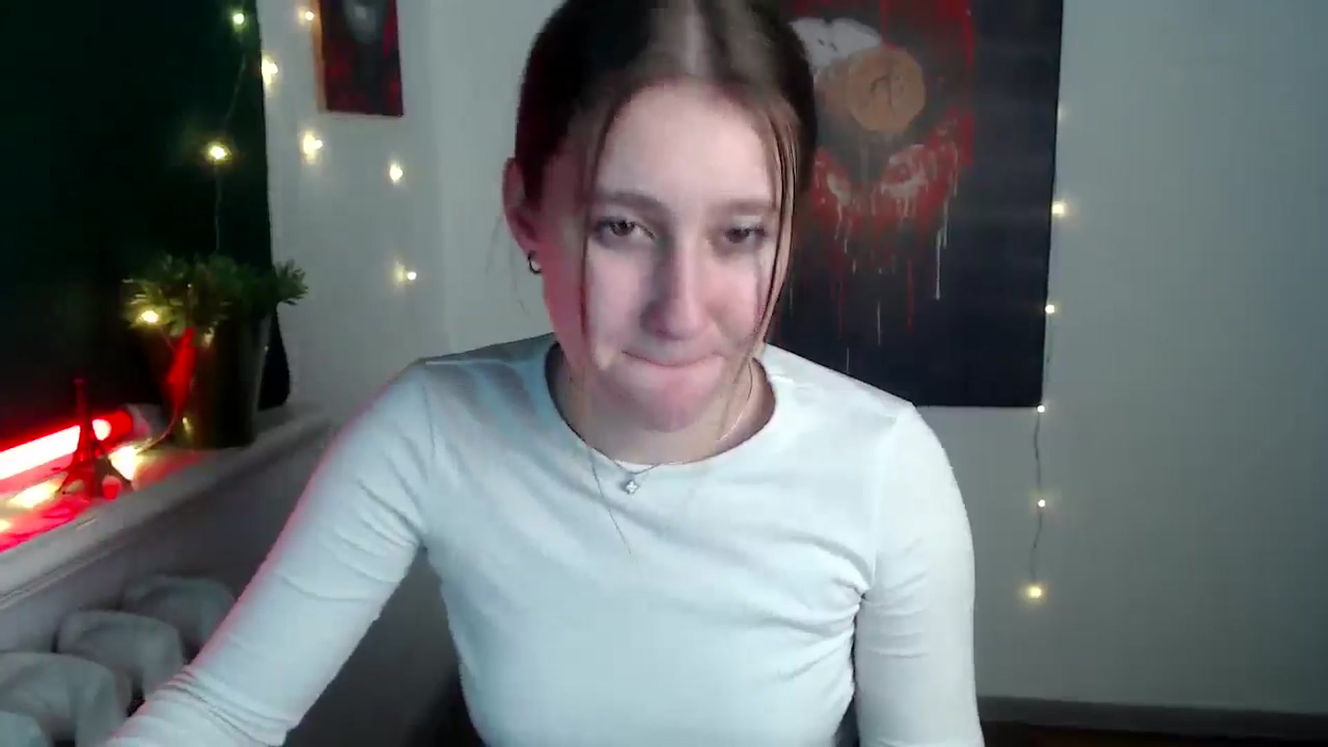 Gallery image thumbnail from Kamilochkaaa_'s myfreecams stream on, 12/02/2025, 13:06 image 4 of 20