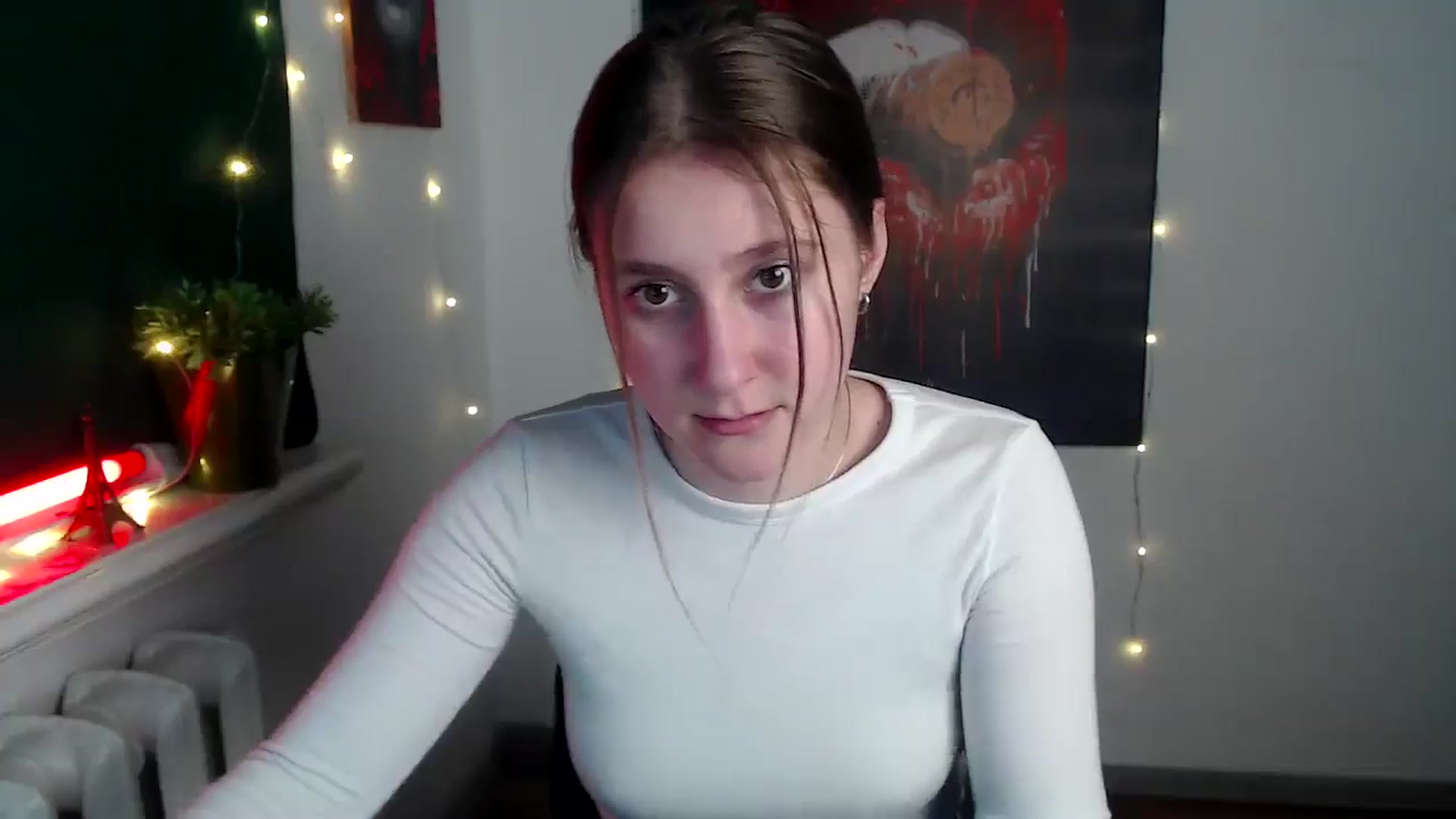 Gallery image thumbnail from Kamilochkaaa_'s myfreecams stream on, 12/02/2025, 13:06 image 9 of 20