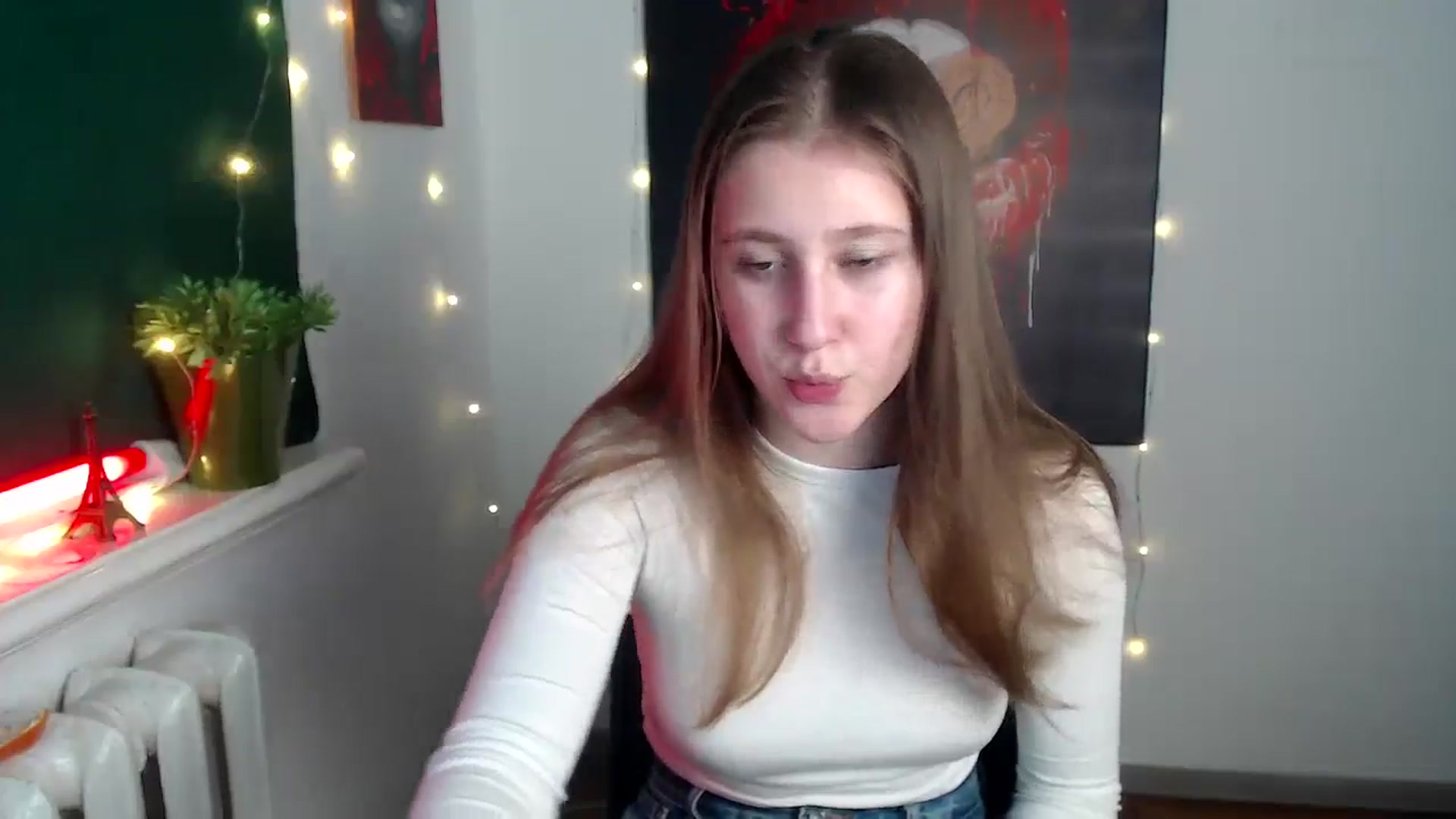 Gallery image thumbnail from Kamilochkaaa_'s myfreecams stream on, 12/02/2025, 15:07 image 5 of 20