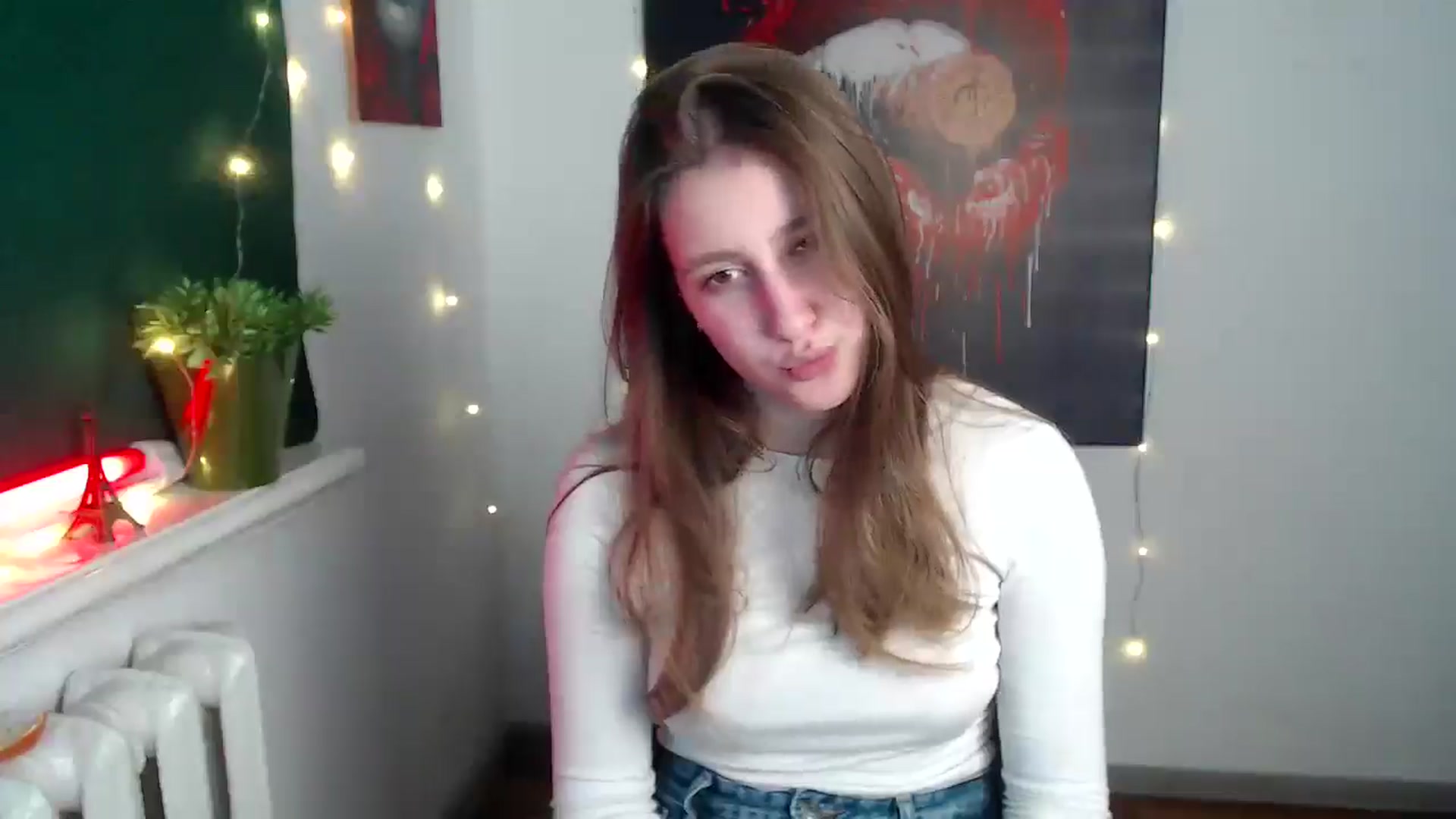 Gallery image thumbnail from Kamilochkaaa_'s myfreecams stream on, 12/02/2025, 15:07 image 16 of 20