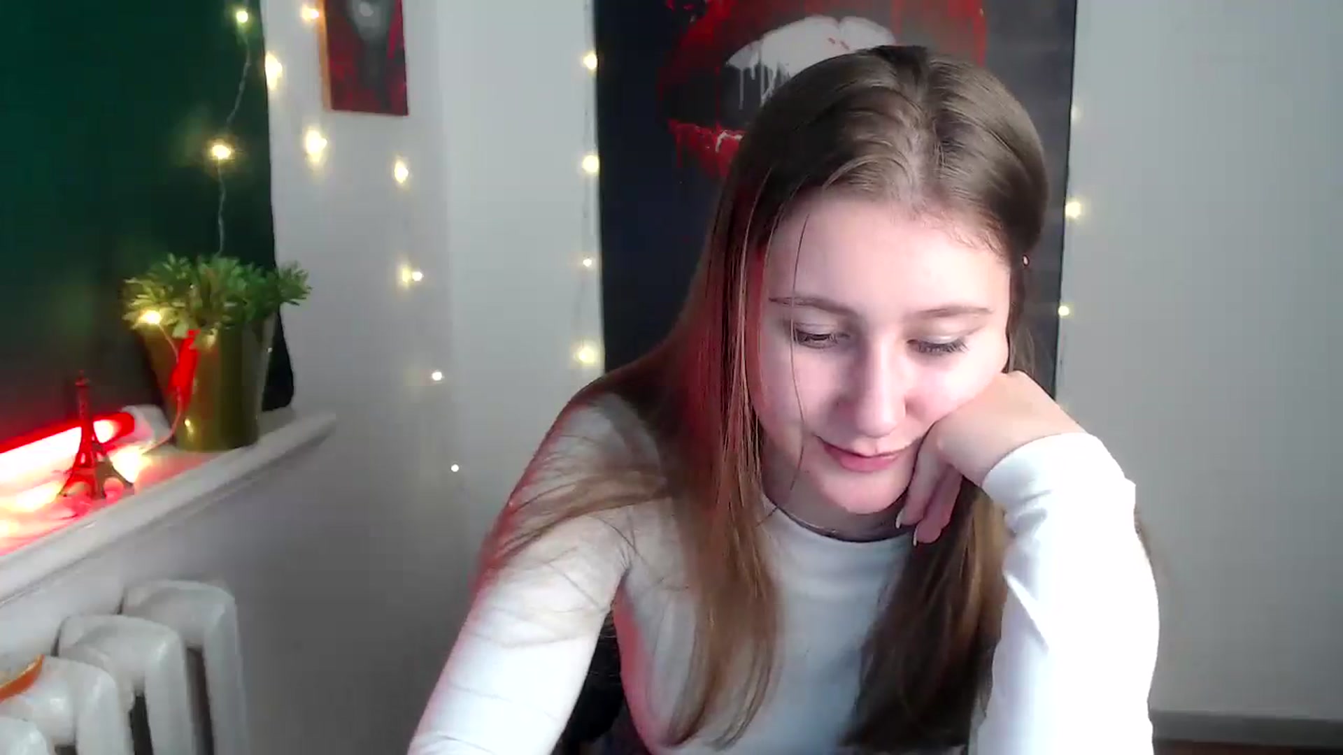 Gallery image thumbnail from Kamilochkaaa_'s myfreecams stream on, 12/02/2025, 15:07 image 6 of 20