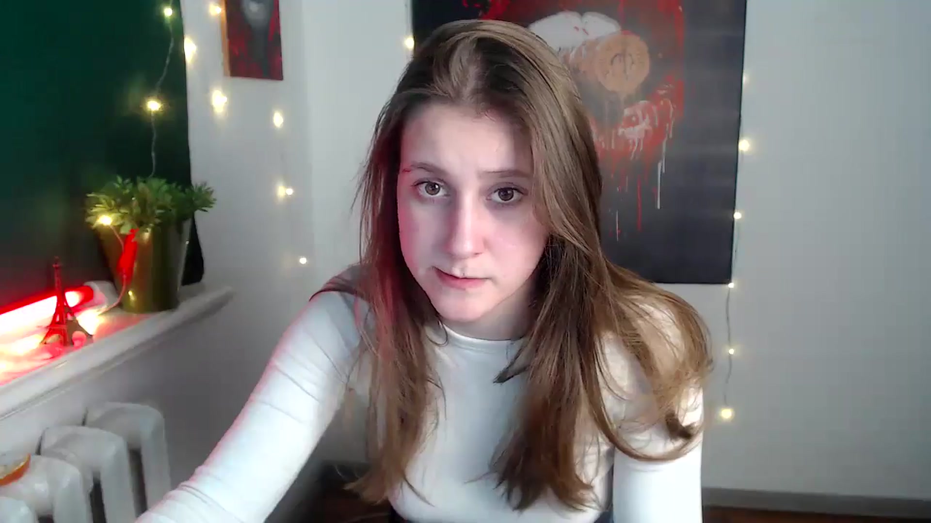 Gallery image thumbnail from Kamilochkaaa_'s myfreecams stream on, 12/02/2025, 15:07 image 15 of 20