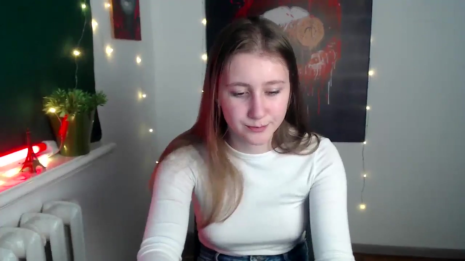 Gallery image thumbnail from Kamilochkaaa_'s myfreecams stream on, 12/02/2025, 15:07 image 3 of 20