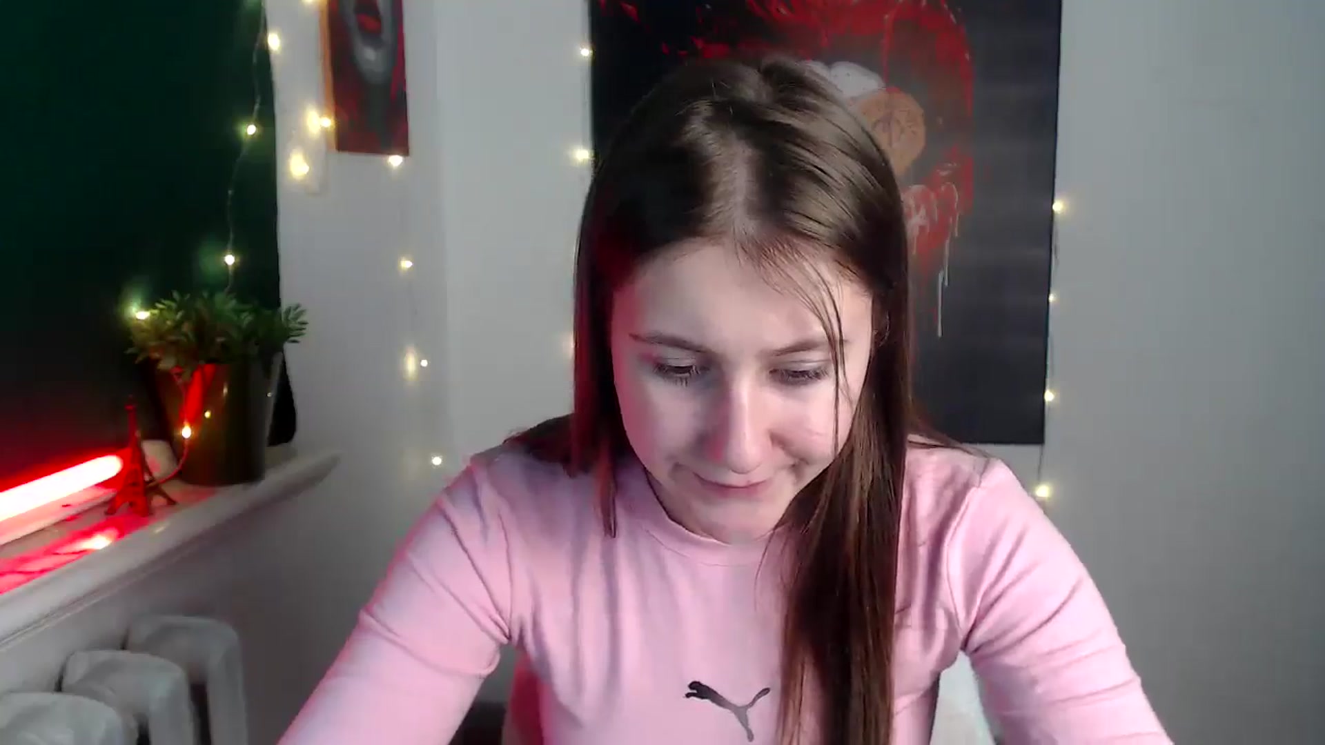 Gallery image thumbnail from Kamilochkaaa_'s myfreecams stream on, 12/04/2025, 16:13 image 6 of 20