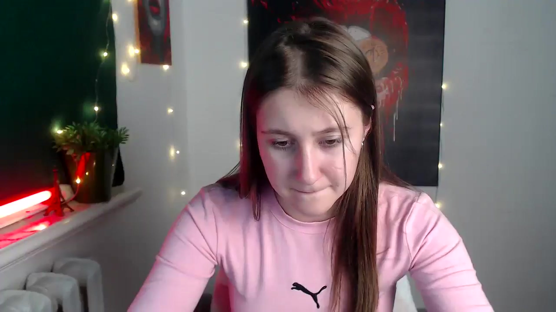 Gallery image thumbnail from Kamilochkaaa_'s myfreecams stream on, 12/04/2025, 16:13 image 5 of 20