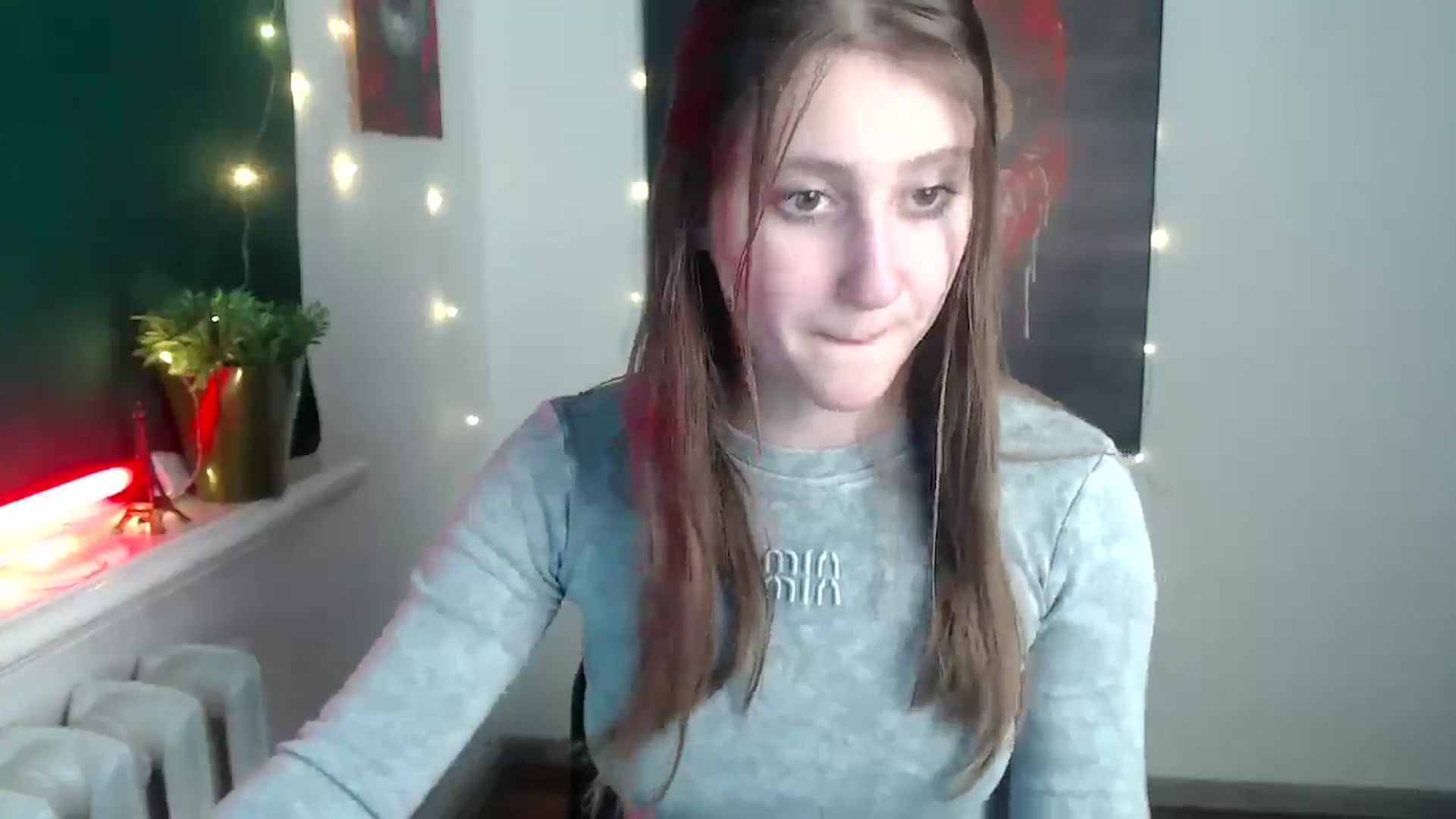 Gallery image thumbnail from Kamilochkaaa_'s myfreecams stream on, 12/05/2025, 17:41 image 2 of 20