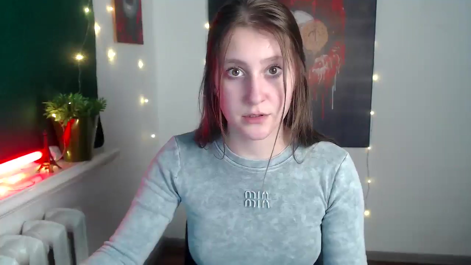 Gallery image thumbnail from Kamilochkaaa_'s myfreecams stream on, 12/05/2025, 17:41 image 7 of 20