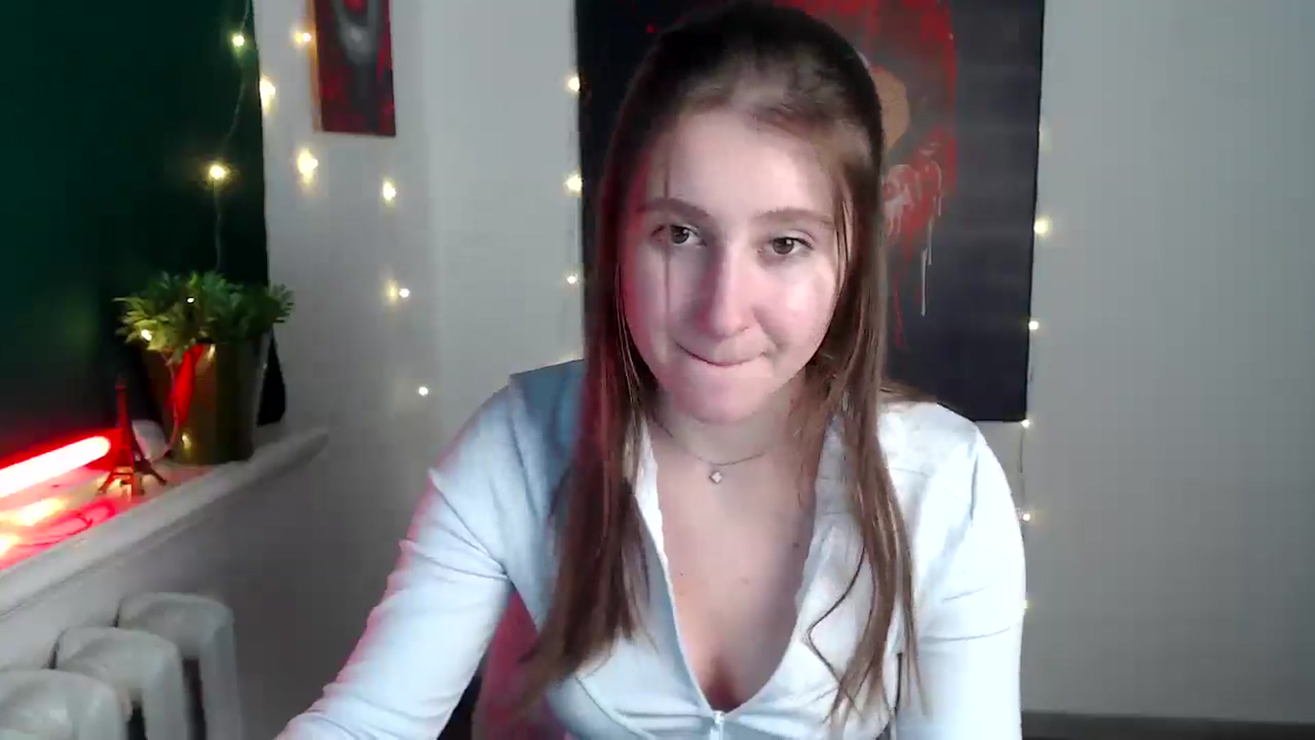 Gallery image thumbnail from Kamilochkaaa_'s myfreecams stream on, 12/06/2025, 14:51 image 16 of 20