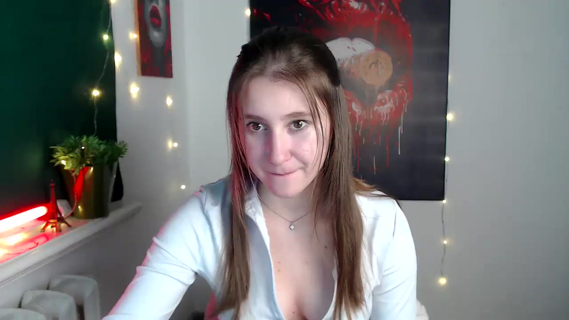 Gallery image thumbnail from Kamilochkaaa_'s myfreecams stream on, 12/06/2025, 14:51 image 2 of 20