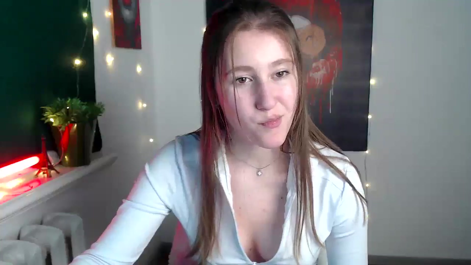 Gallery image thumbnail from Kamilochkaaa_'s myfreecams stream on, 12/06/2025, 14:51 image 10 of 20