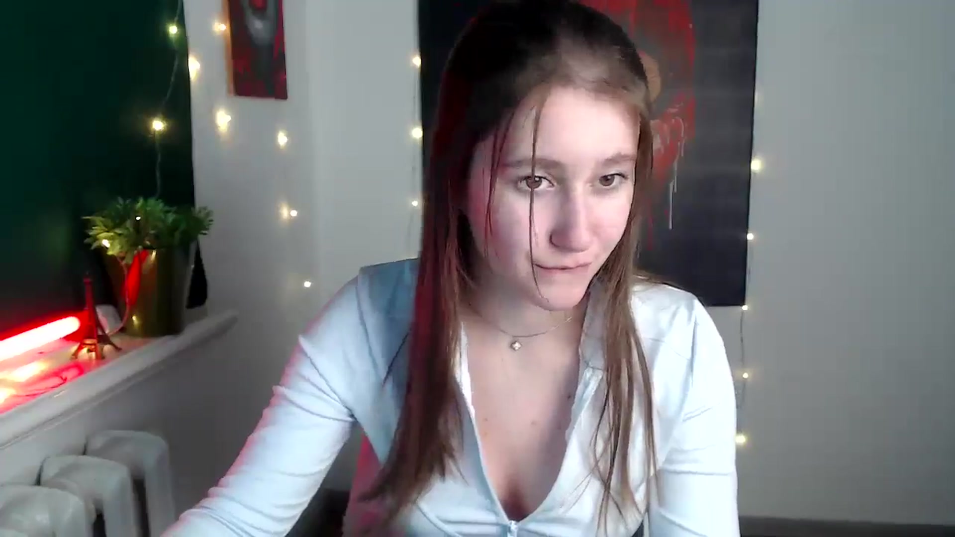 Gallery image thumbnail from Kamilochkaaa_'s myfreecams stream on, 12/06/2025, 14:51 image 15 of 20