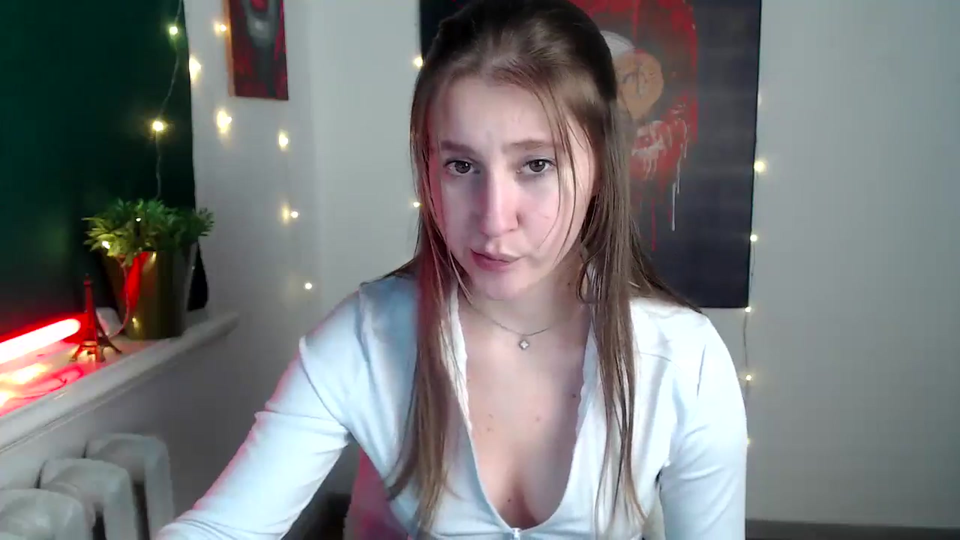 Gallery image thumbnail from Kamilochkaaa_'s myfreecams stream on, 12/06/2025, 14:51 image 9 of 20
