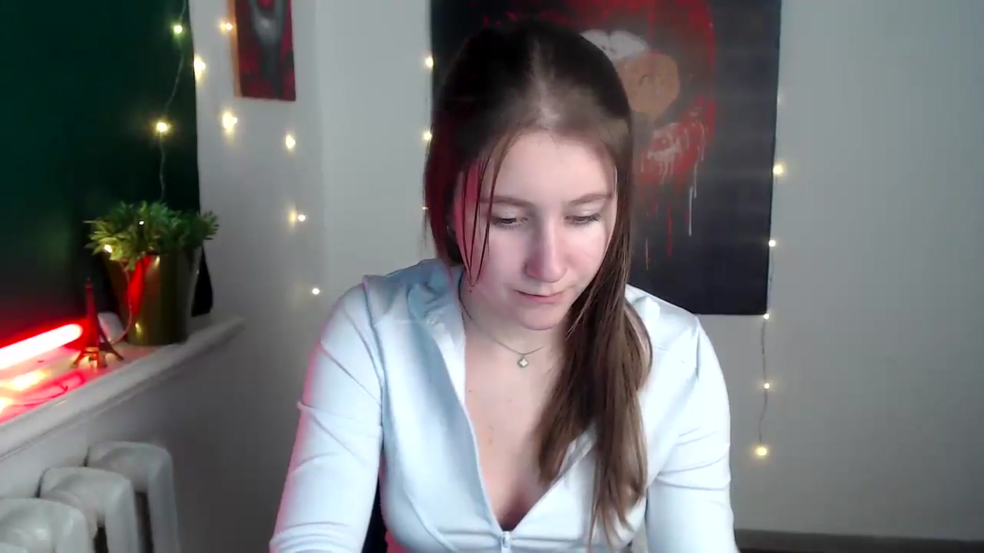 Gallery image thumbnail from Kamilochkaaa_'s myfreecams stream on, 12/06/2025, 16:26 image 16 of 20