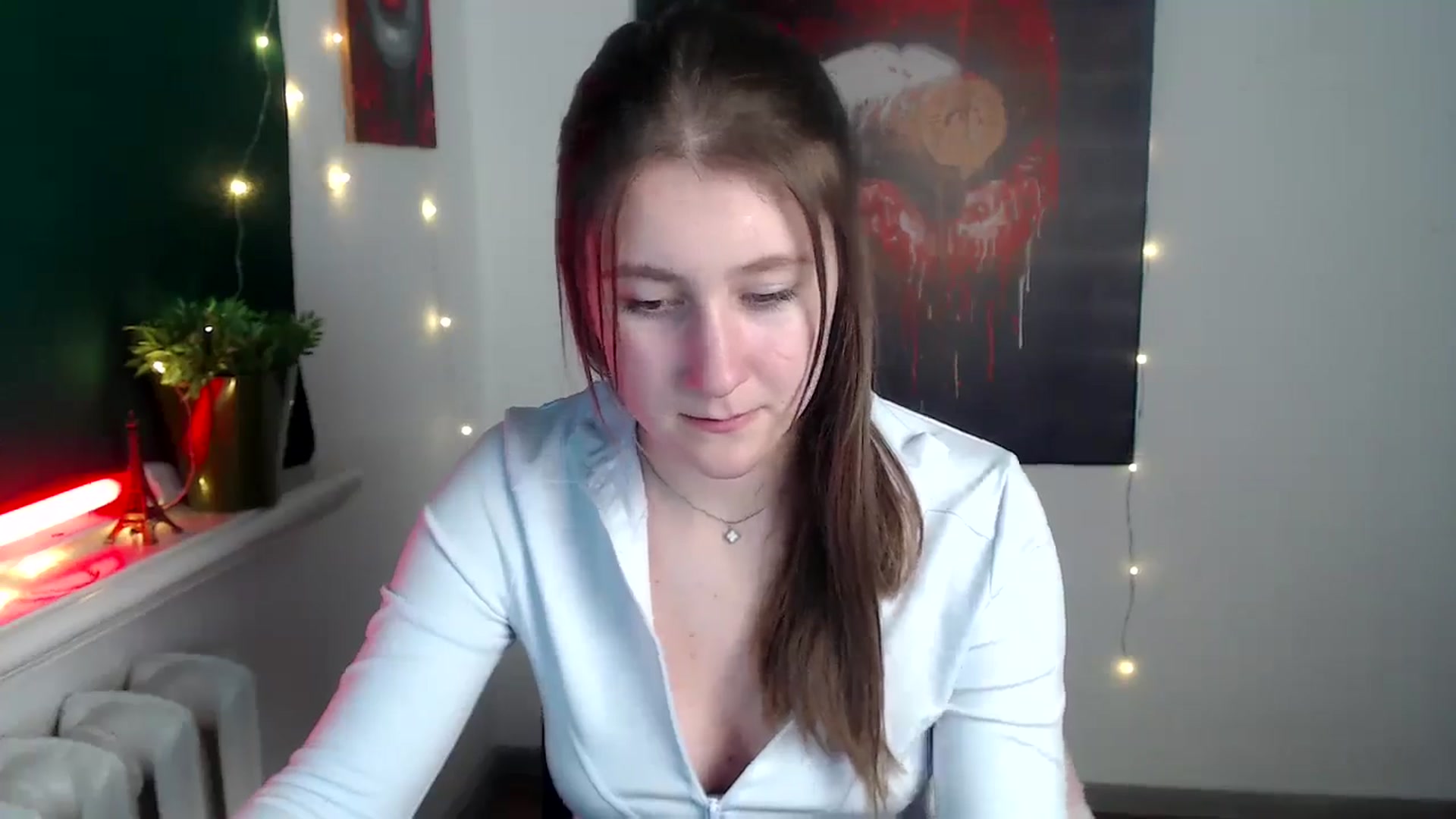 Gallery image thumbnail from Kamilochkaaa_'s myfreecams stream on, 12/06/2025, 16:26 image 8 of 20