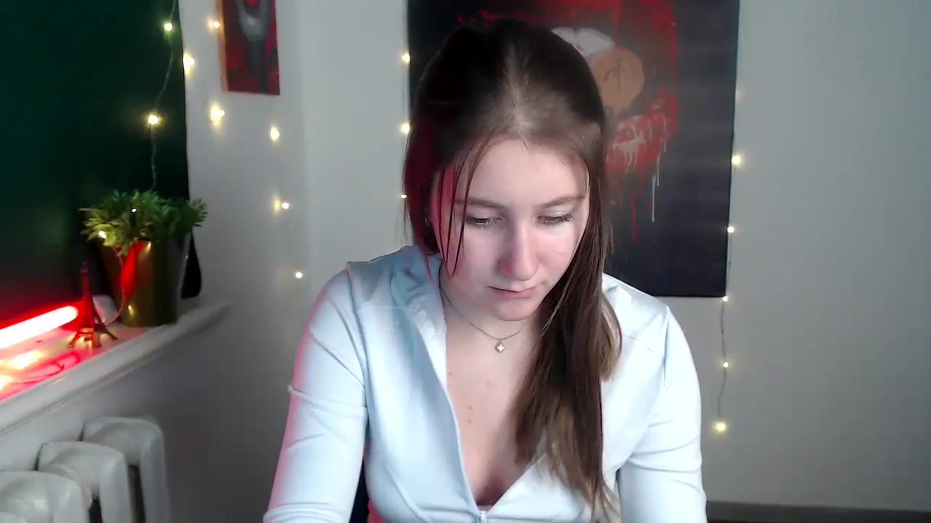 Gallery image thumbnail from Kamilochkaaa_'s myfreecams stream on, 12/06/2025, 16:26 image 15 of 20