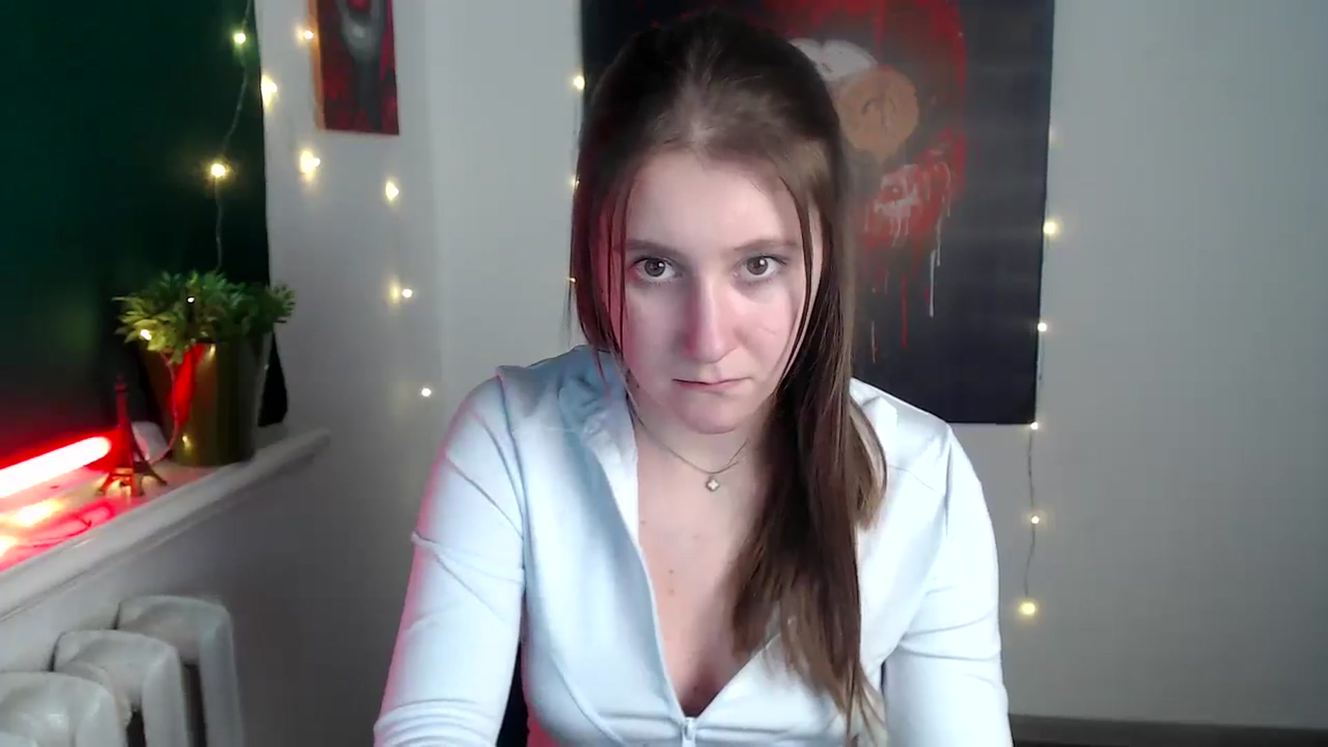 Gallery image thumbnail from Kamilochkaaa_'s myfreecams stream on, 12/06/2025, 16:26 image 14 of 20