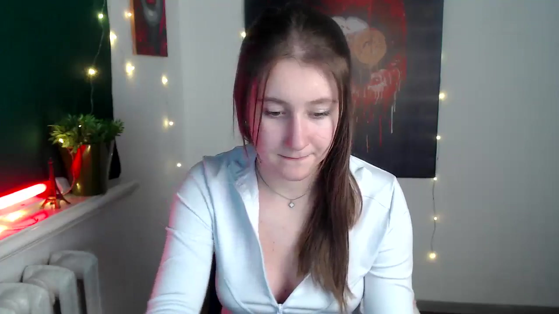 Gallery image thumbnail from Kamilochkaaa_'s myfreecams stream on, 12/06/2025, 16:26 image 9 of 20