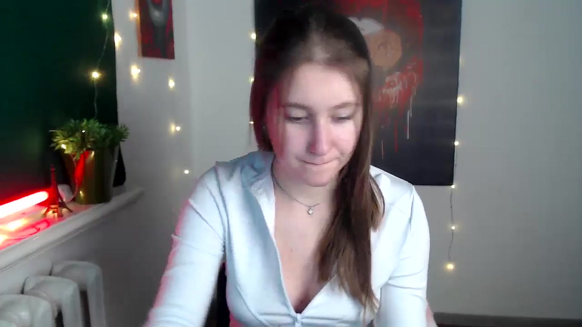 Gallery image thumbnail from Kamilochkaaa_'s myfreecams stream on, 12/06/2025, 16:26 image 13 of 20