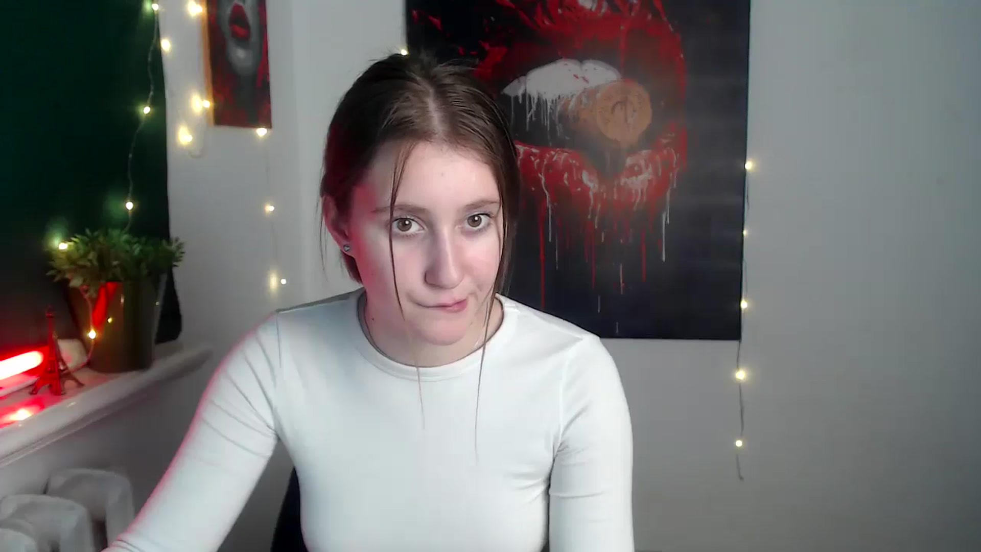 Gallery image thumbnail from Kamilochkaaa_'s myfreecams stream on, 12/07/2025, 17:18 image 18 of 20