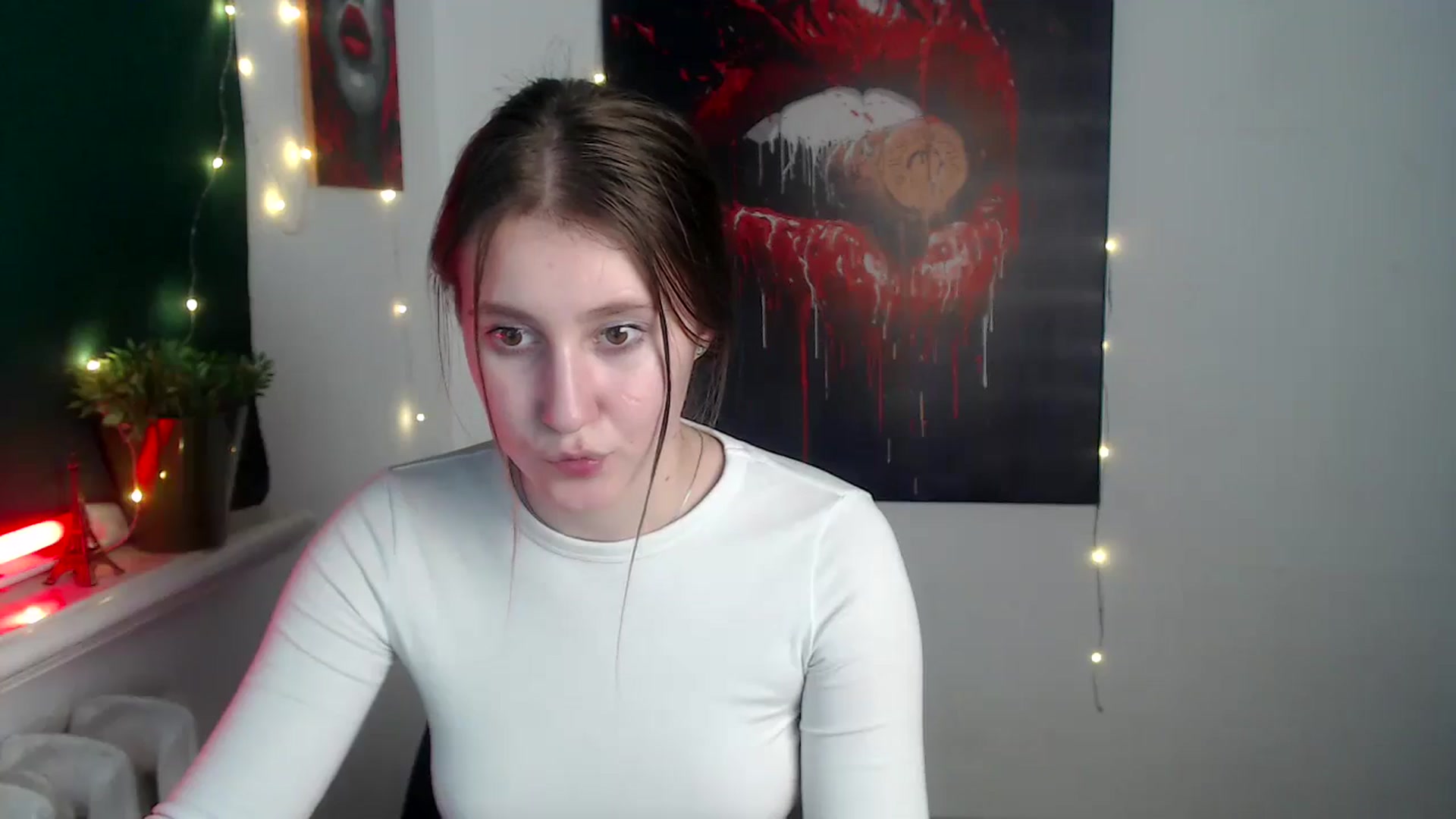 Gallery image thumbnail from Kamilochkaaa_'s myfreecams stream on, 12/07/2025, 17:18 image 17 of 20