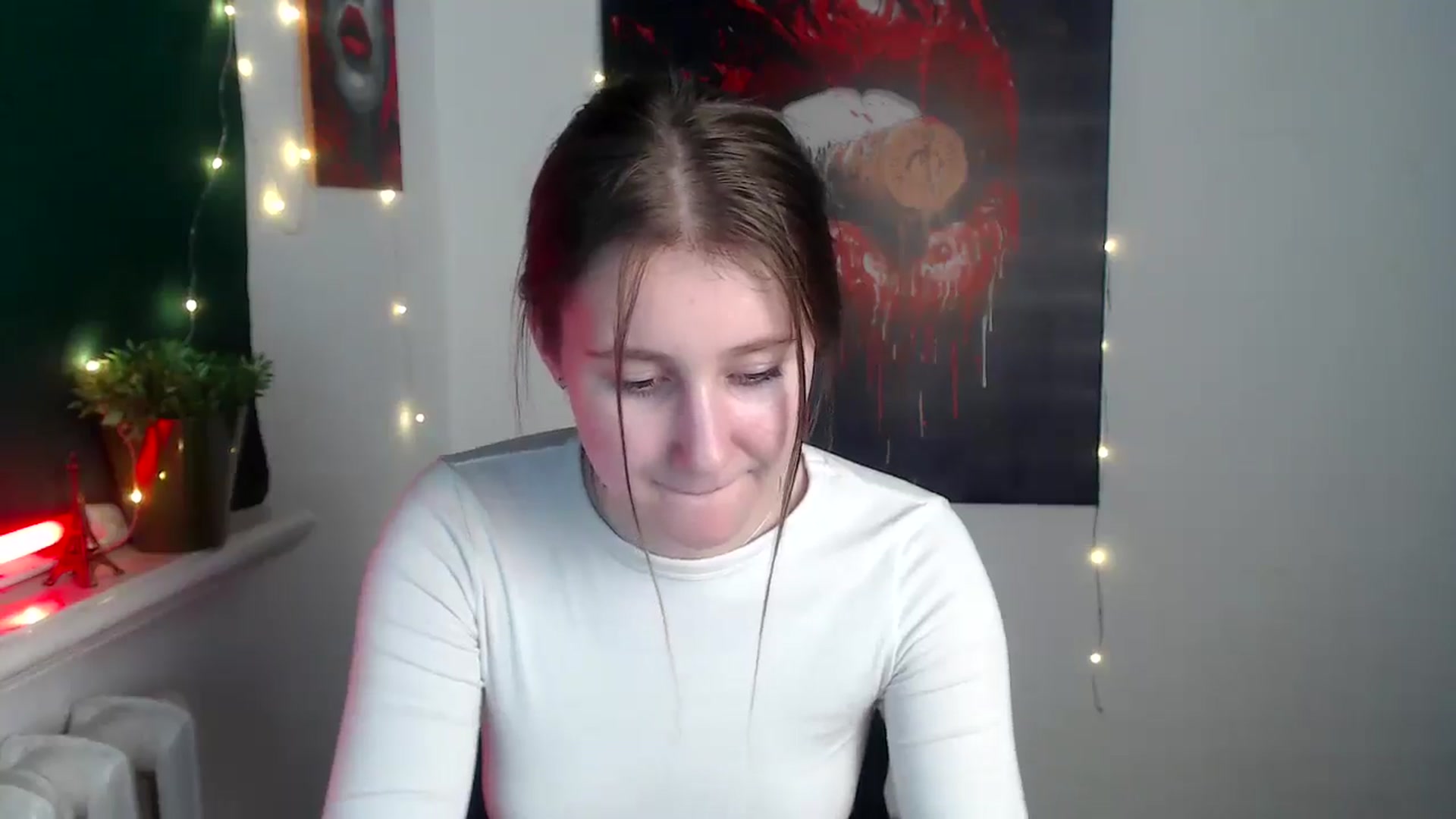 Gallery image thumbnail from Kamilochkaaa_'s myfreecams stream on, 12/07/2025, 17:18 image 10 of 20
