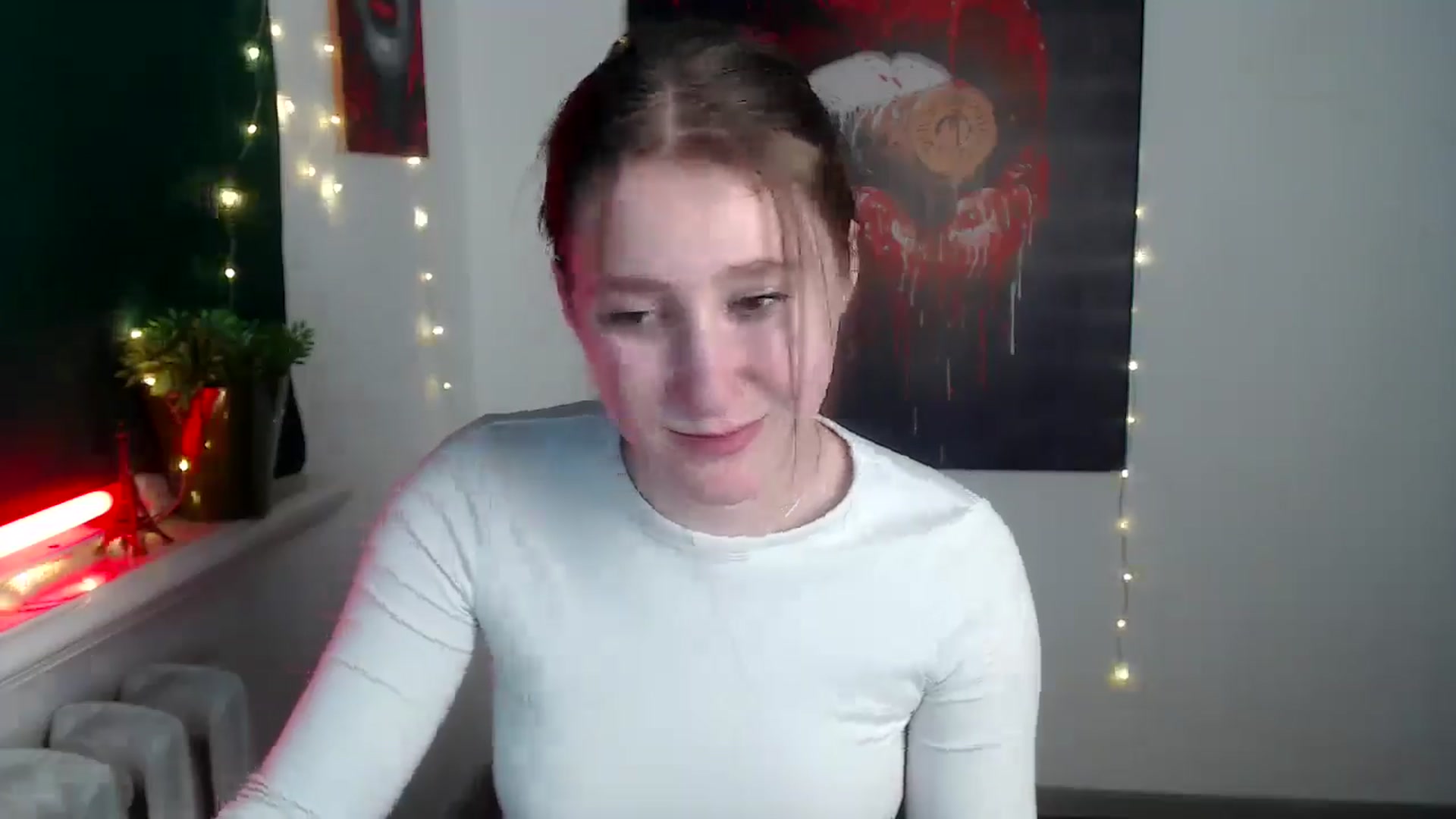 Gallery image thumbnail from Kamilochkaaa_'s myfreecams stream on, 12/09/2025, 16:08 image 12 of 20