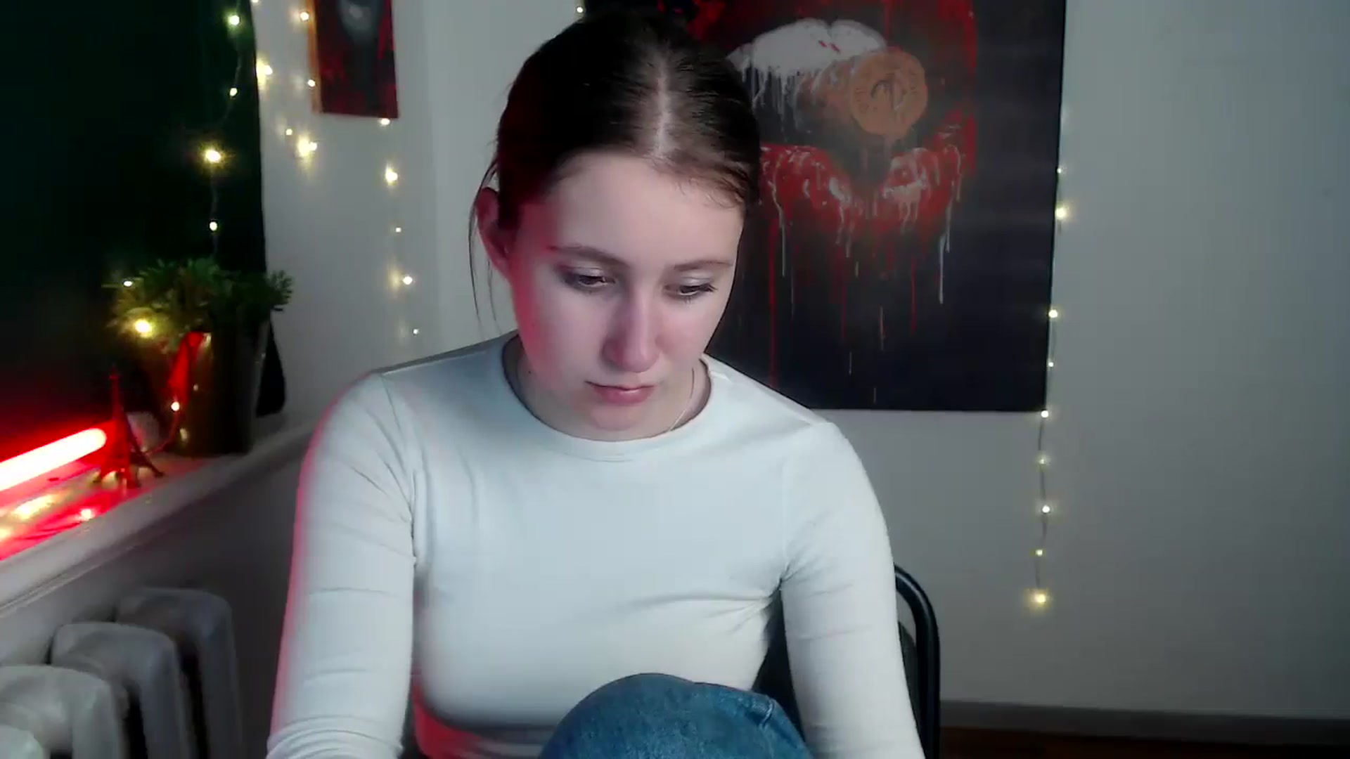 Gallery image thumbnail from Kamilochkaaa_'s myfreecams stream on, 12/09/2025, 18:38 image 9 of 20