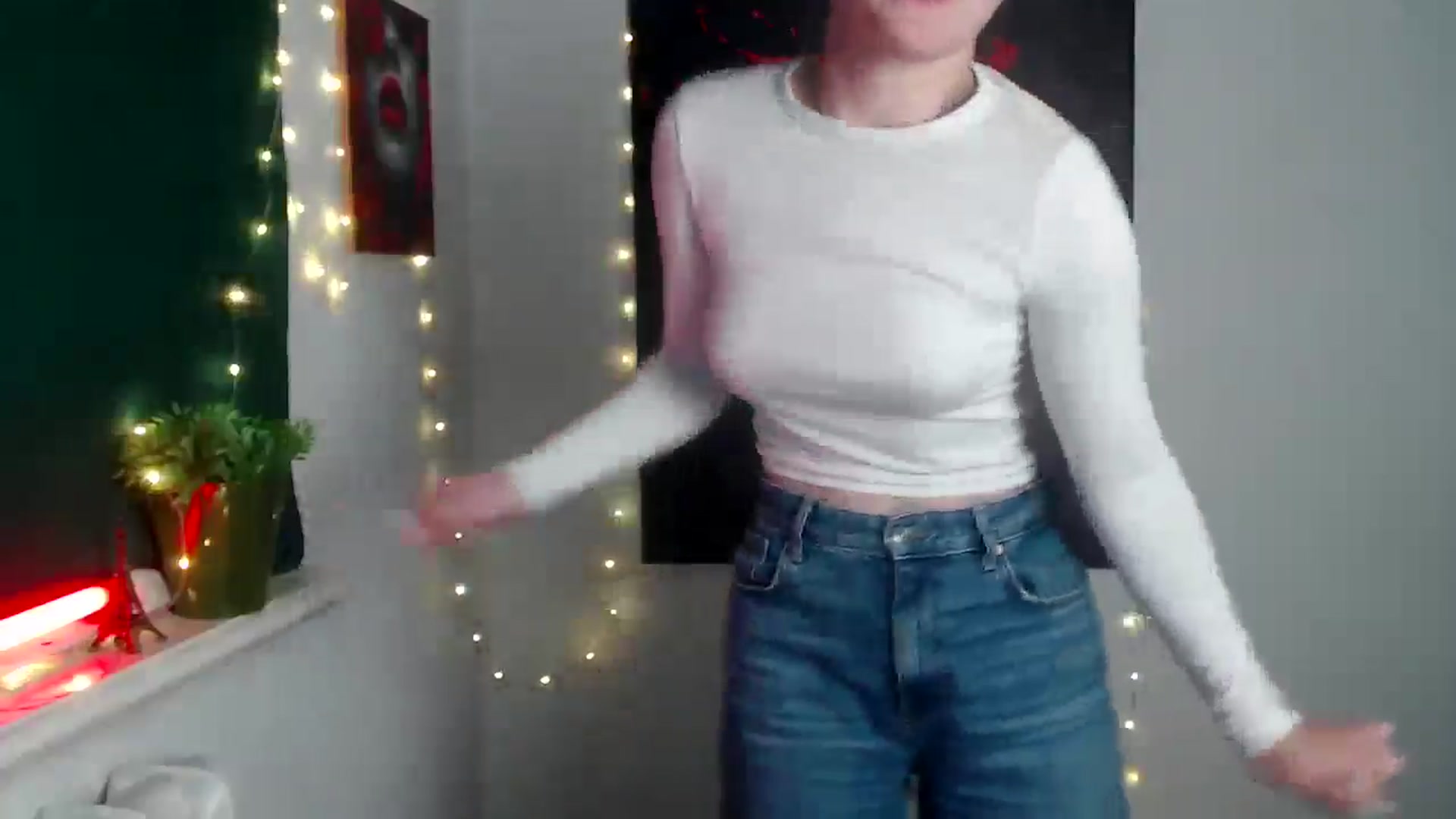Gallery image thumbnail from Kamilochkaaa_'s myfreecams stream on, 12/09/2025, 18:38 image 19 of 20