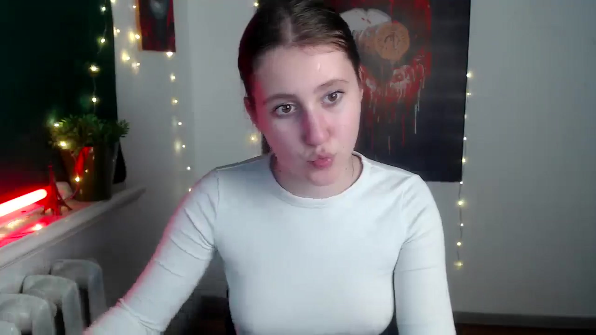 Gallery image thumbnail from Kamilochkaaa_'s myfreecams stream on, 12/09/2025, 18:38 image 5 of 20