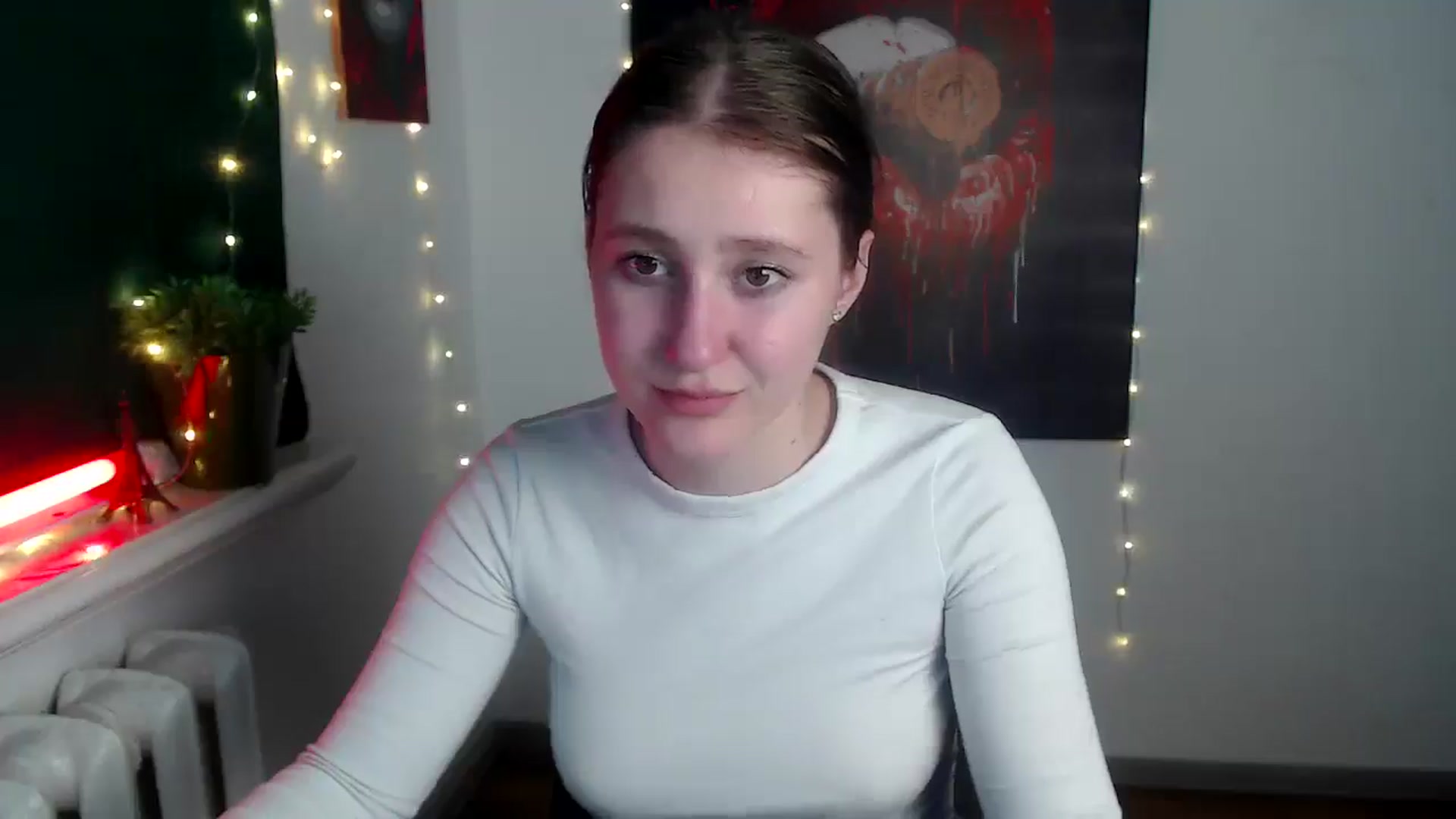 Gallery image thumbnail from Kamilochkaaa_'s myfreecams stream on, 12/09/2025, 18:38 image 13 of 20