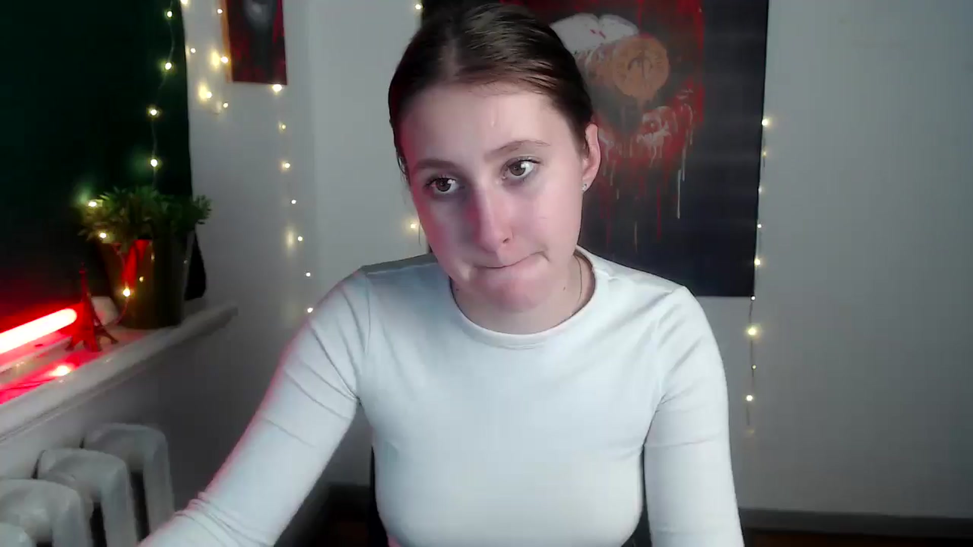 Gallery image thumbnail from Kamilochkaaa_'s myfreecams stream on, 12/09/2025, 18:38 image 1 of 20