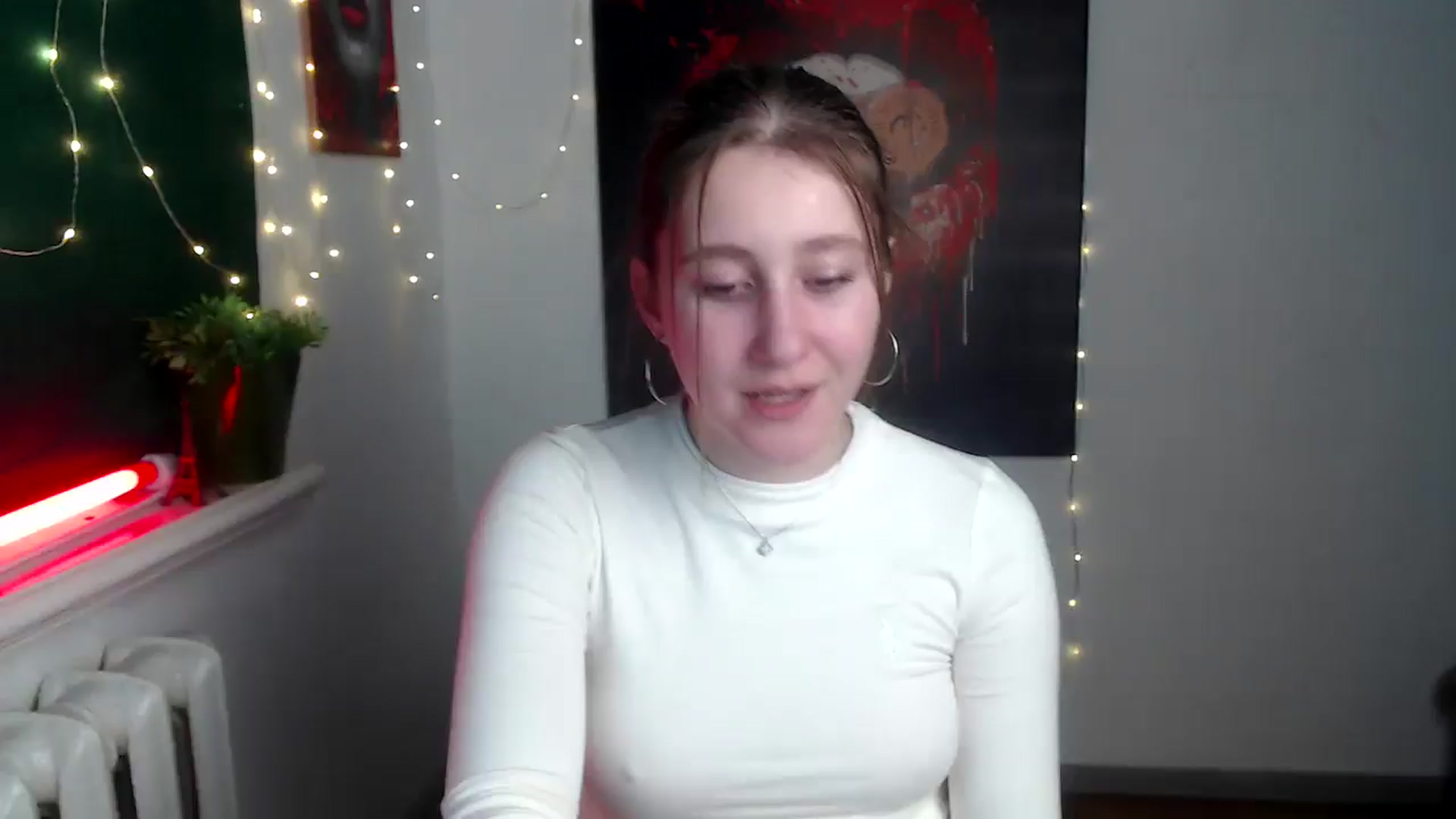 Gallery image thumbnail from Kamilochkaaa_'s myfreecams stream on, 12/10/2025, 13:07 image 1 of 20