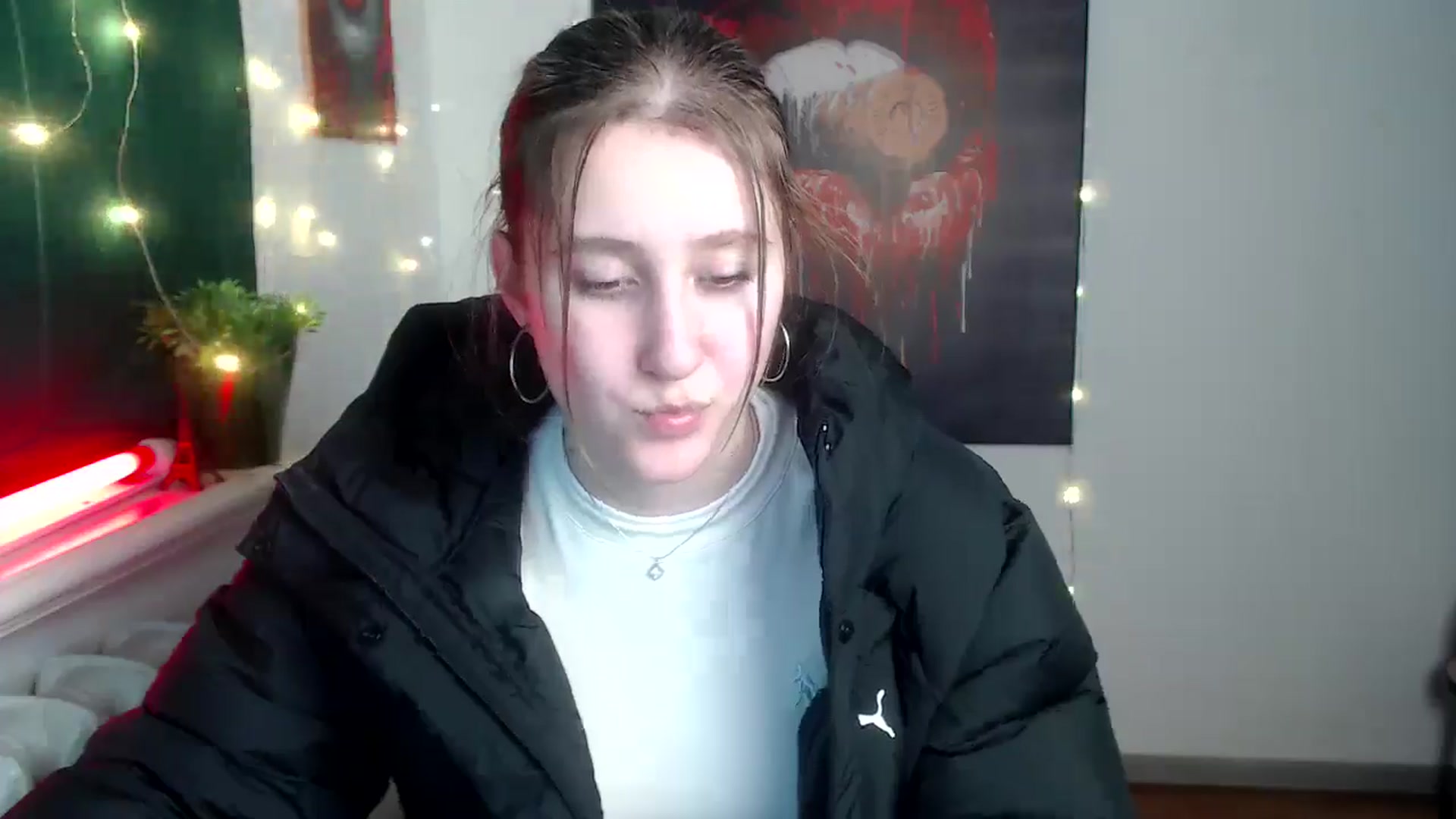 Gallery image thumbnail from Kamilochkaaa_'s myfreecams stream on, 12/10/2025, 13:07 image 16 of 20