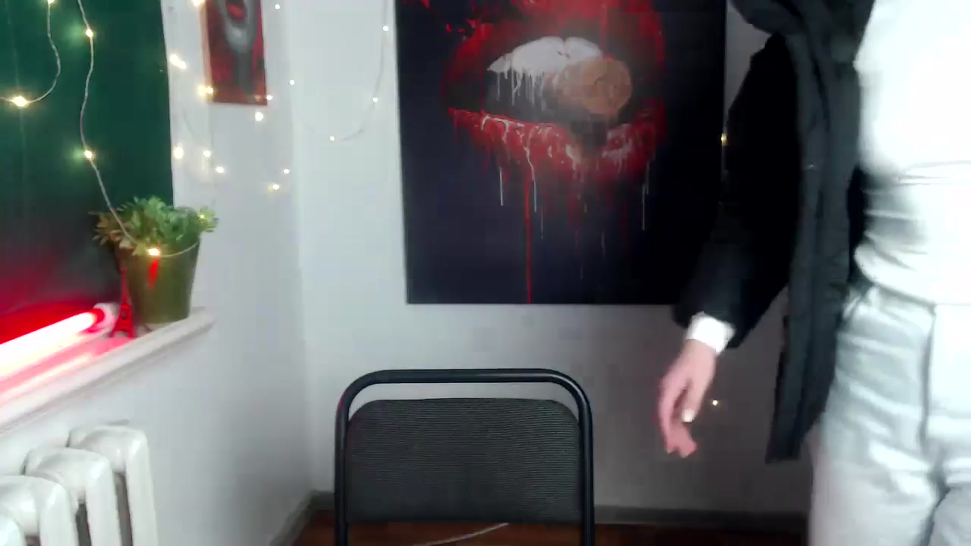 Gallery image thumbnail from Kamilochkaaa_'s myfreecams stream on, 12/10/2025, 13:07 image 14 of 20