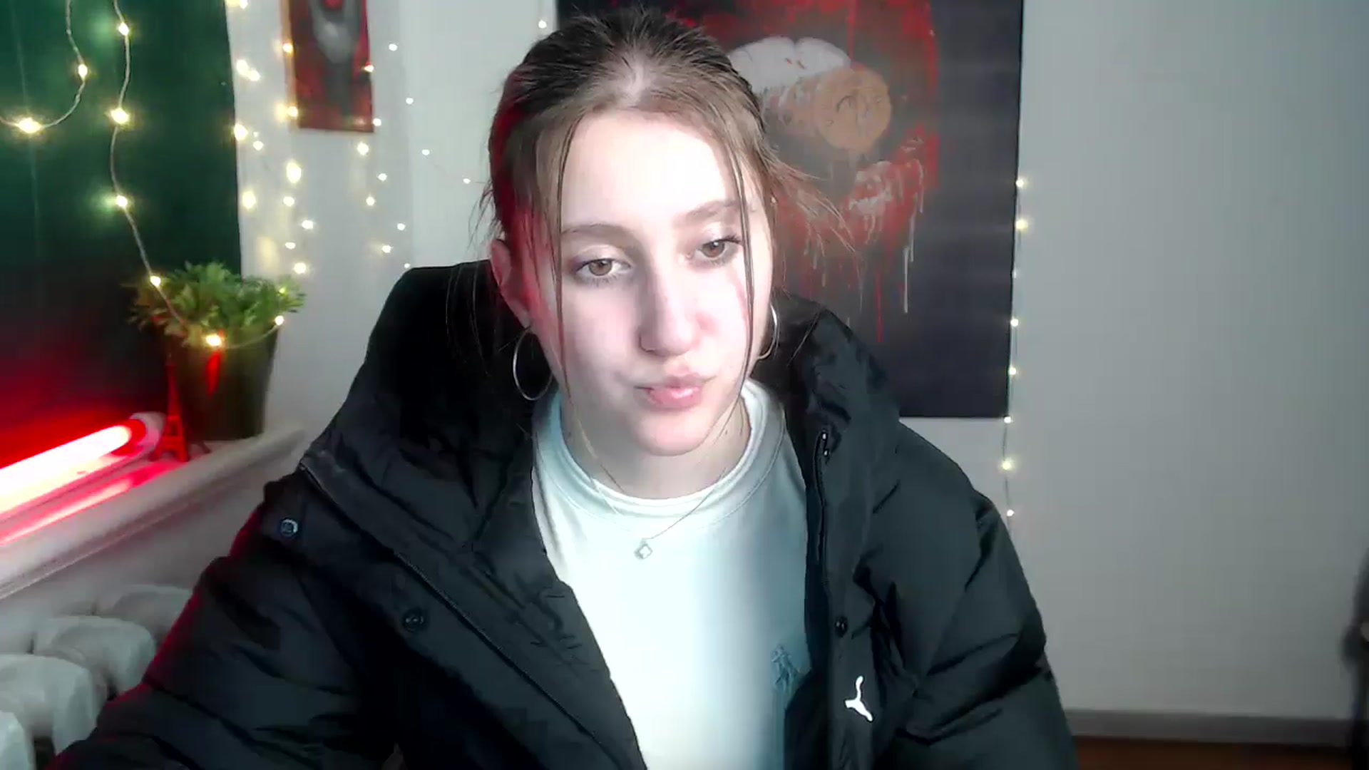 Gallery image thumbnail from Kamilochkaaa_'s myfreecams stream on, 12/10/2025, 13:07 image 15 of 20