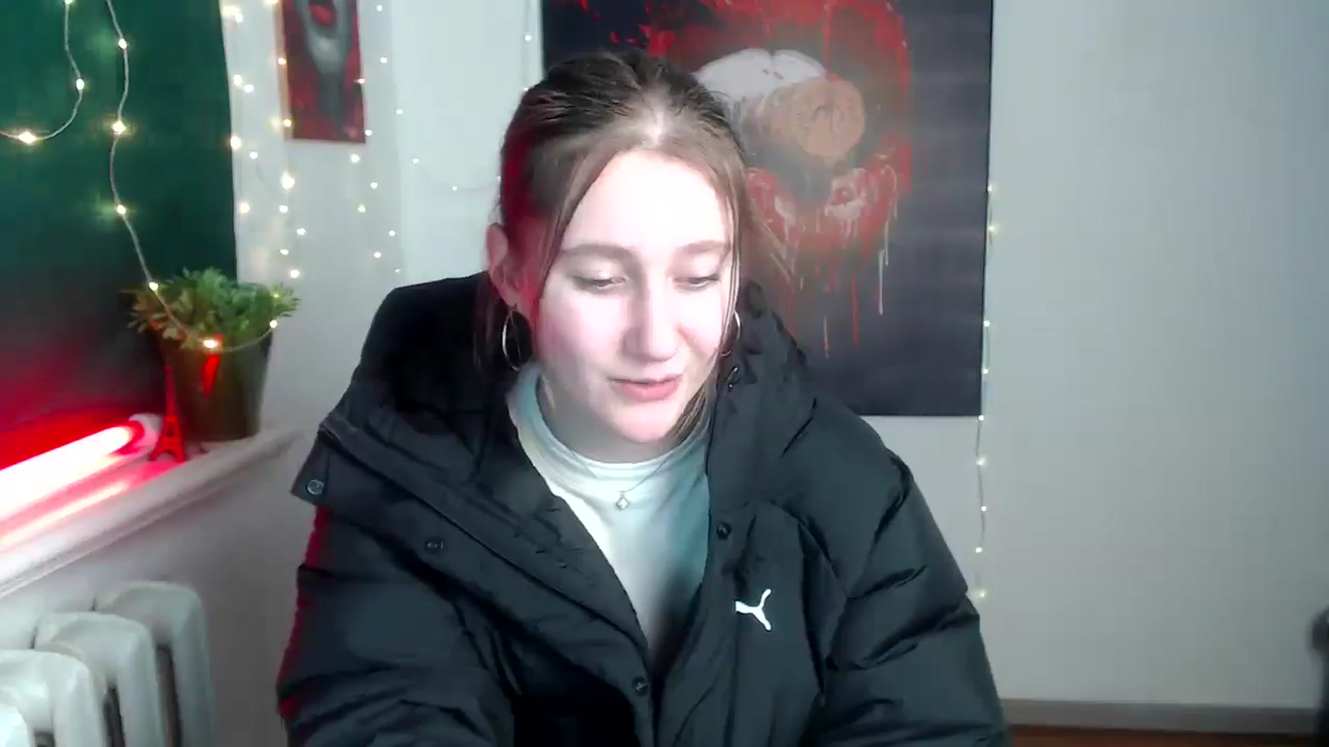 Gallery image thumbnail from Kamilochkaaa_'s myfreecams stream on, 12/10/2025, 13:07 image 7 of 20