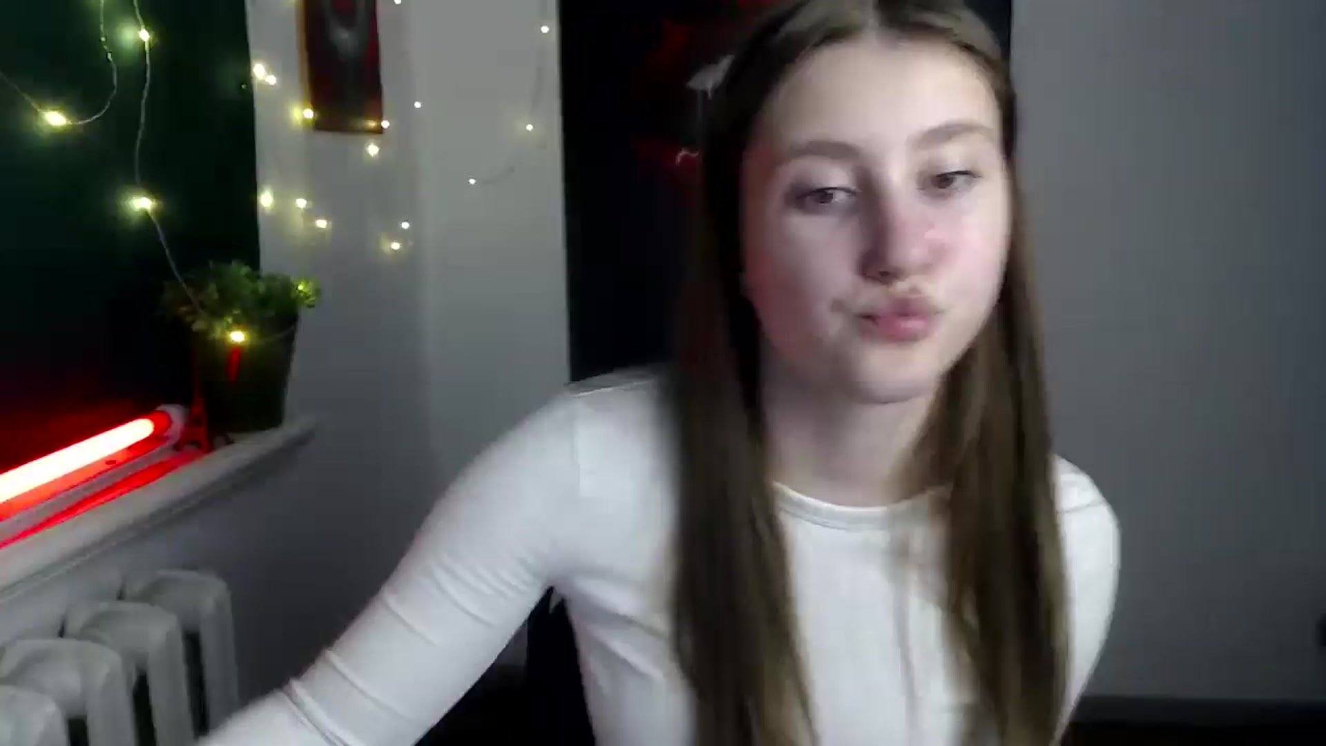 Gallery image thumbnail from Kamilochkaaa_'s myfreecams stream on, 12/11/2025, 16:19 image 10 of 20