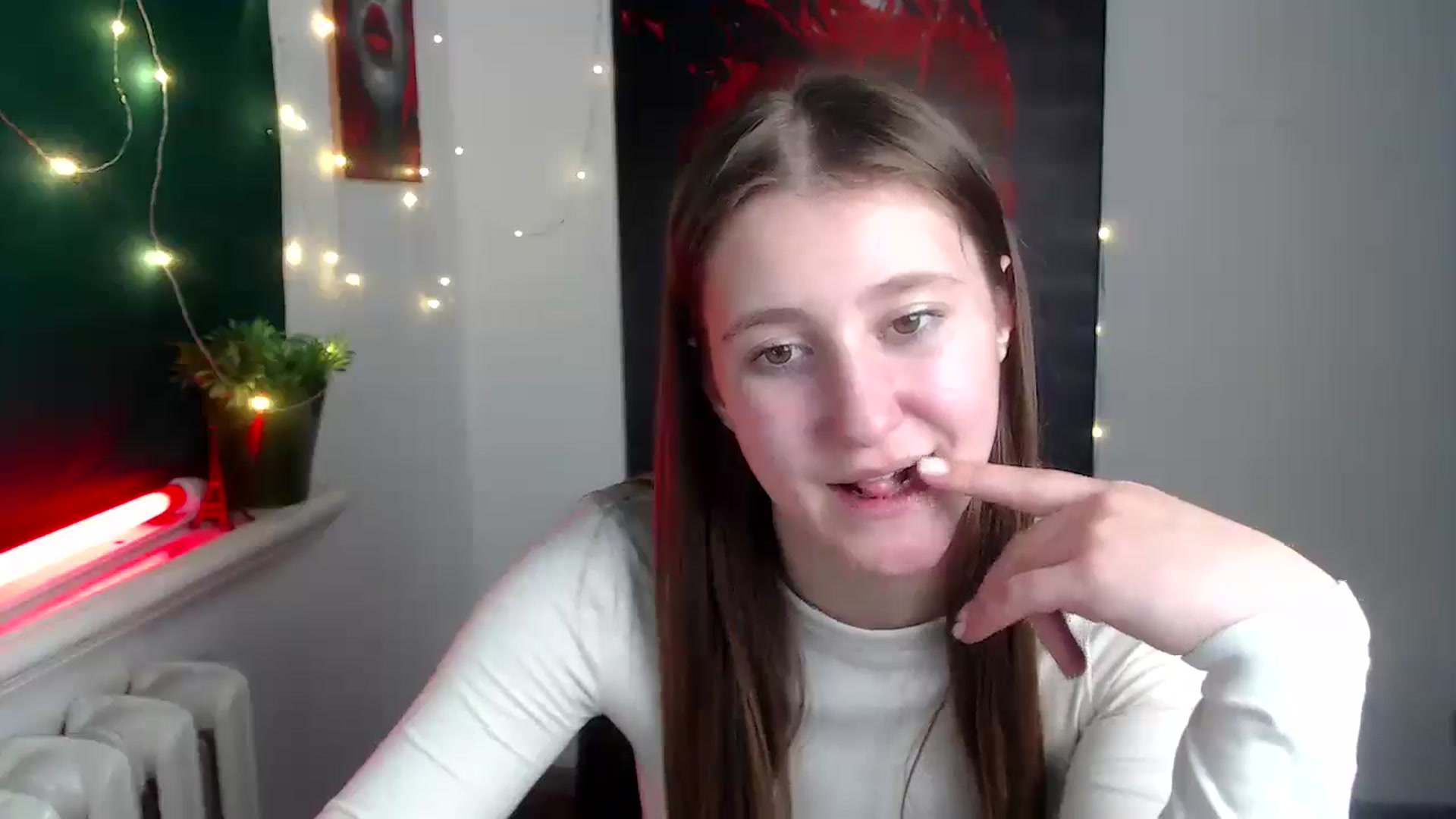 Gallery image thumbnail from Kamilochkaaa_'s myfreecams stream on, 12/11/2025, 16:19 image 9 of 20