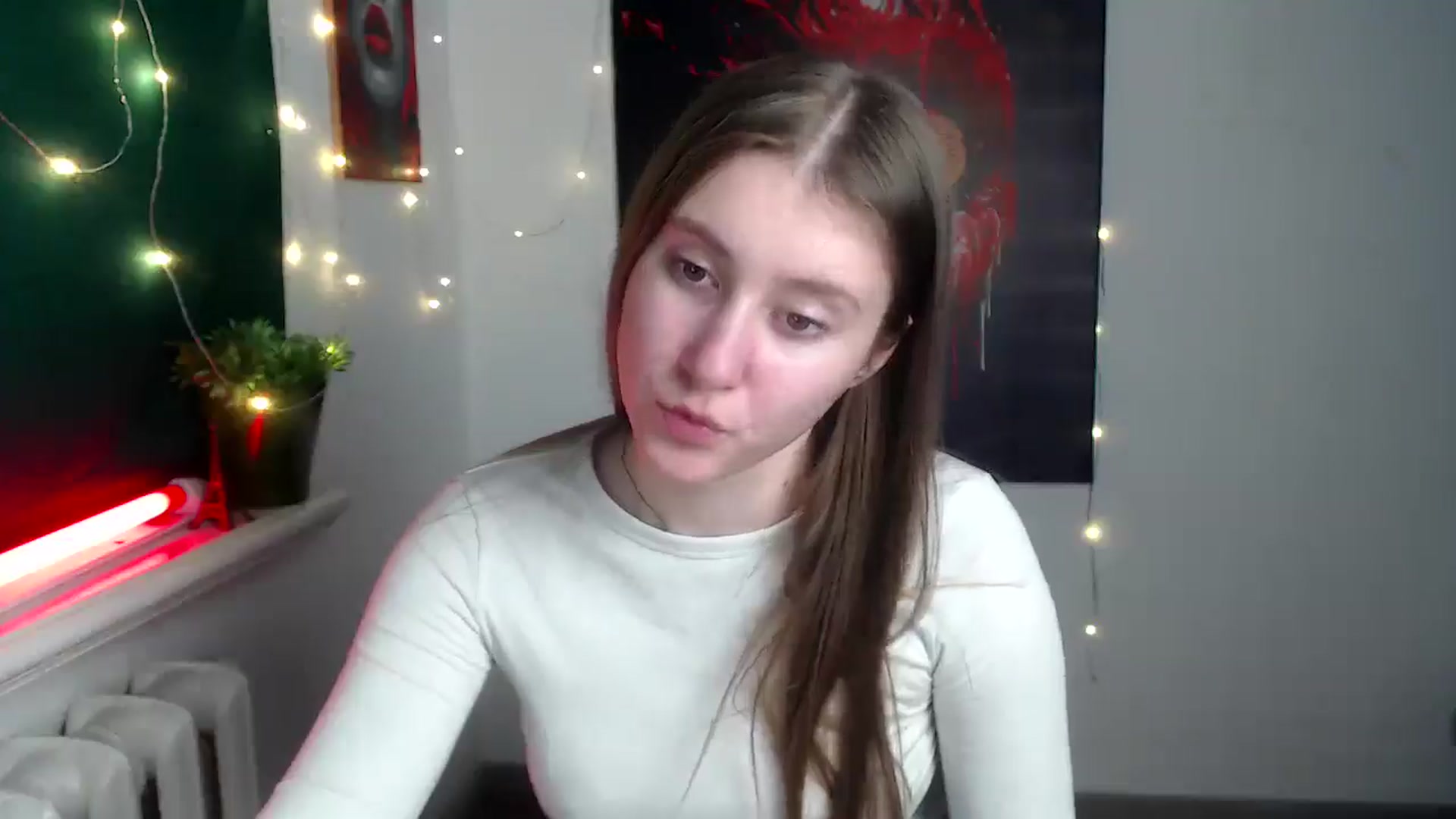 Gallery image thumbnail from Kamilochkaaa_'s myfreecams stream on, 12/11/2025, 16:19 image 6 of 20