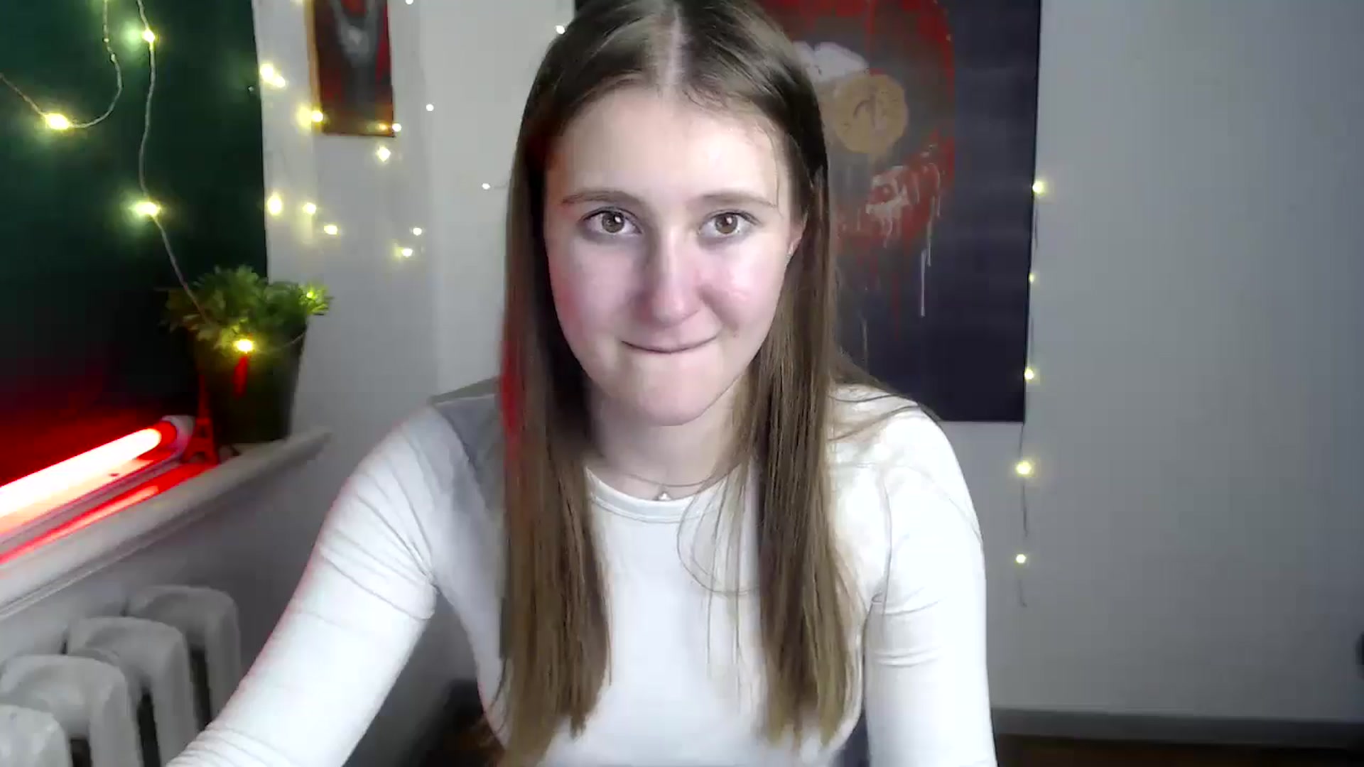 Gallery image thumbnail from Kamilochkaaa_'s myfreecams stream on, 12/11/2025, 16:19 image 15 of 20