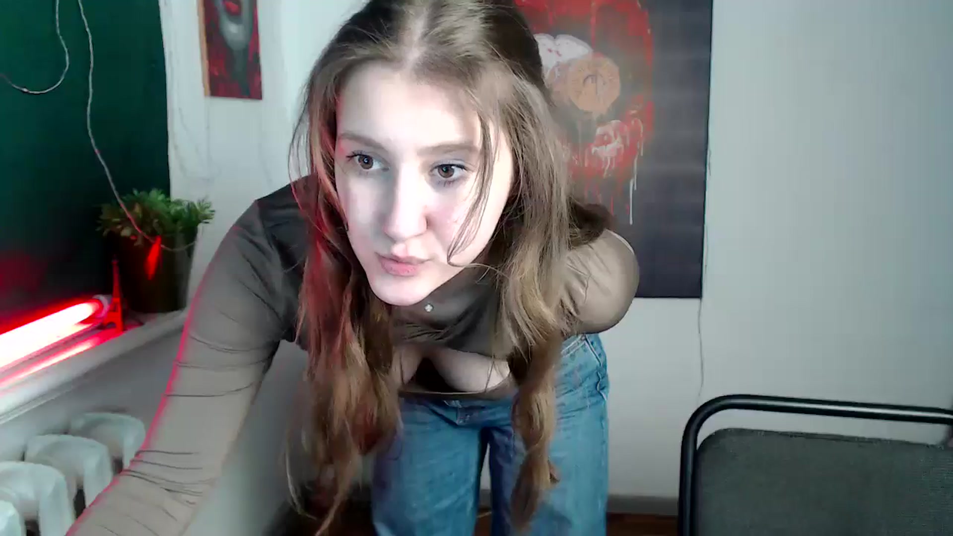 Gallery image thumbnail from Kamilochkaaa_'s myfreecams stream on, 12/13/2025, 12:09 image 16 of 20